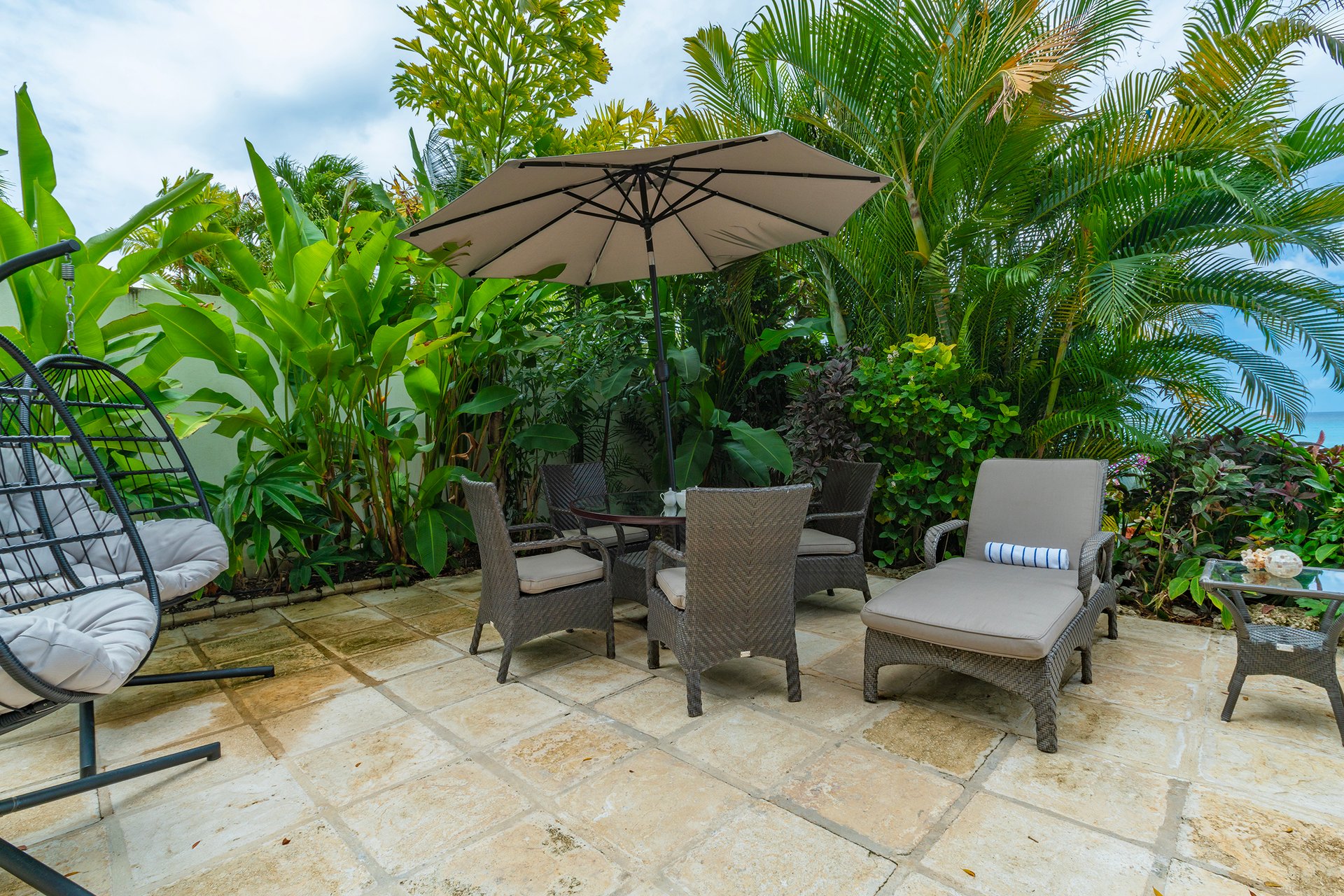 Coral Cove One