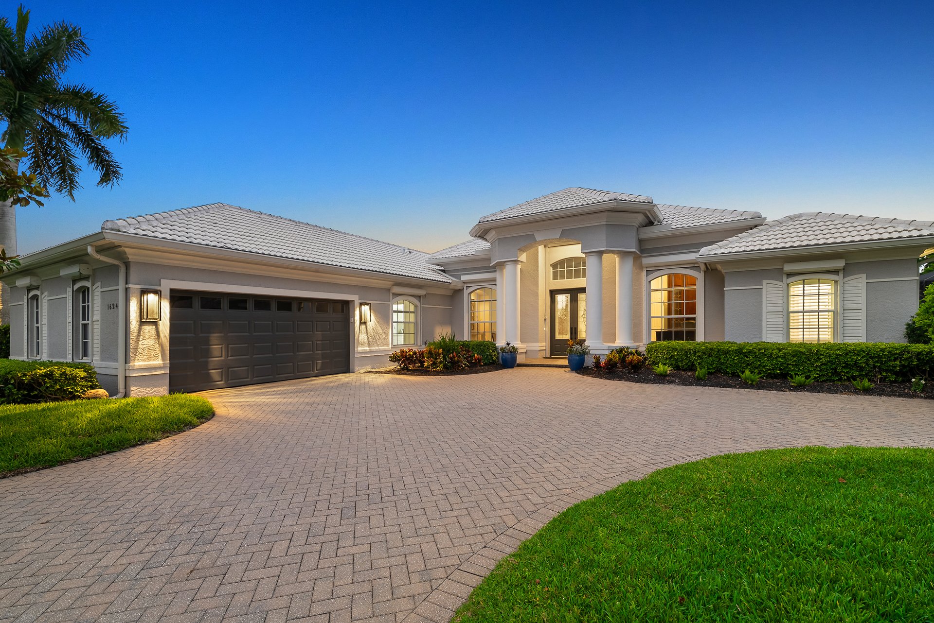 STONEBRIDGE COUNTRY CLUB