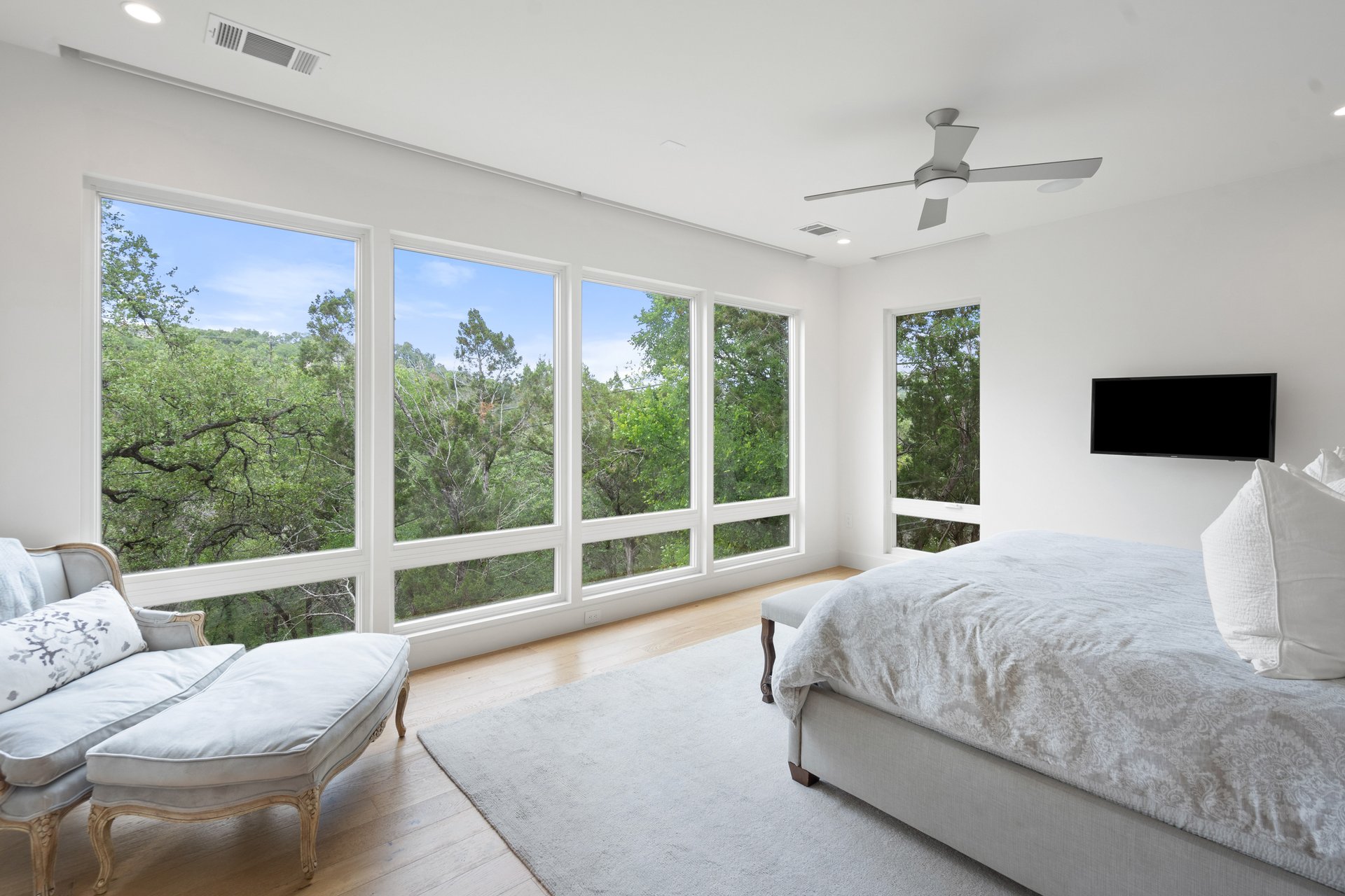 Modern Luxury Meets Natural Serenity