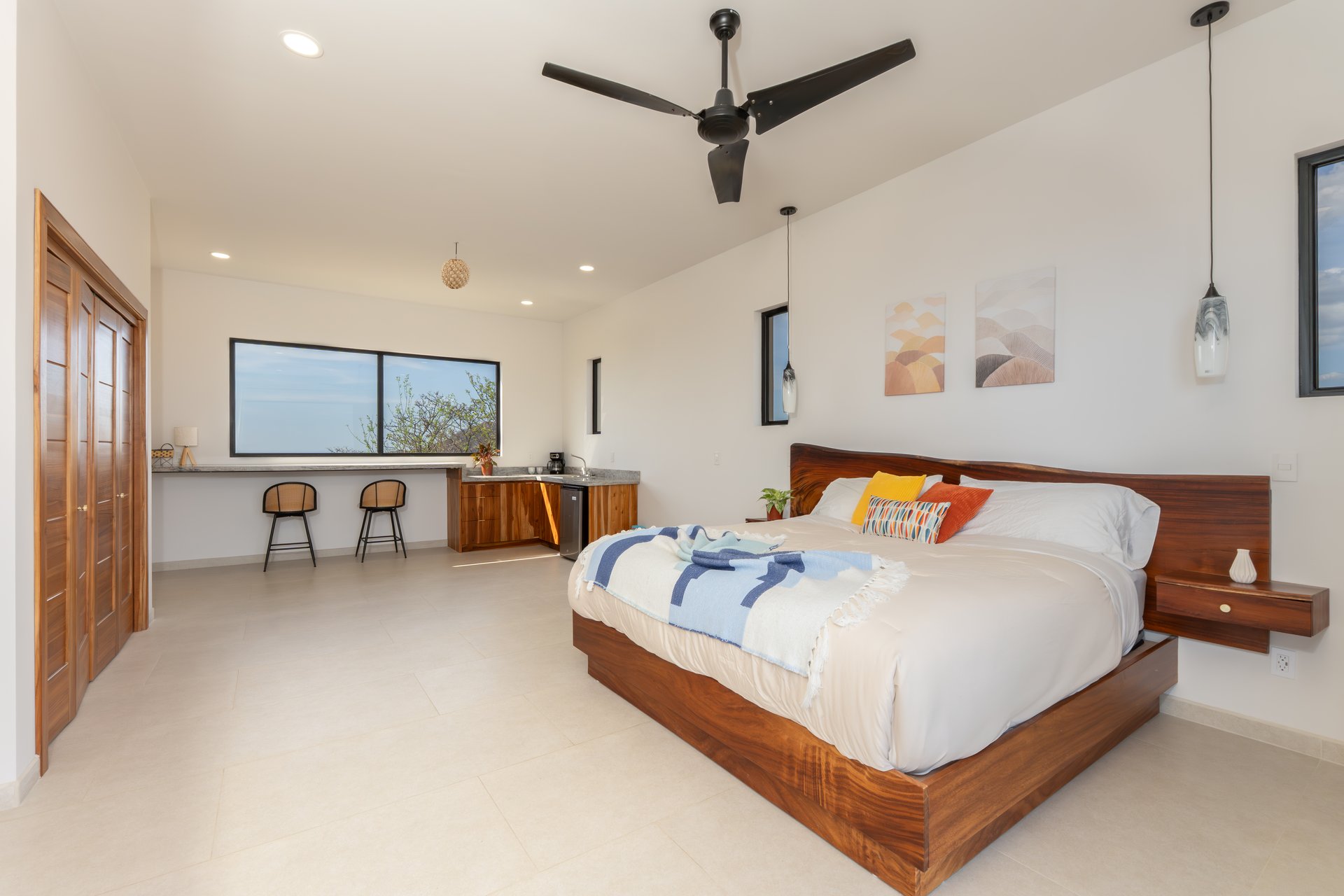 Casa Vista Escondida | 5 Bedroom Ocean View Estate with Seller Financing & Additional Lot in Playa Potrero Costa Rica
