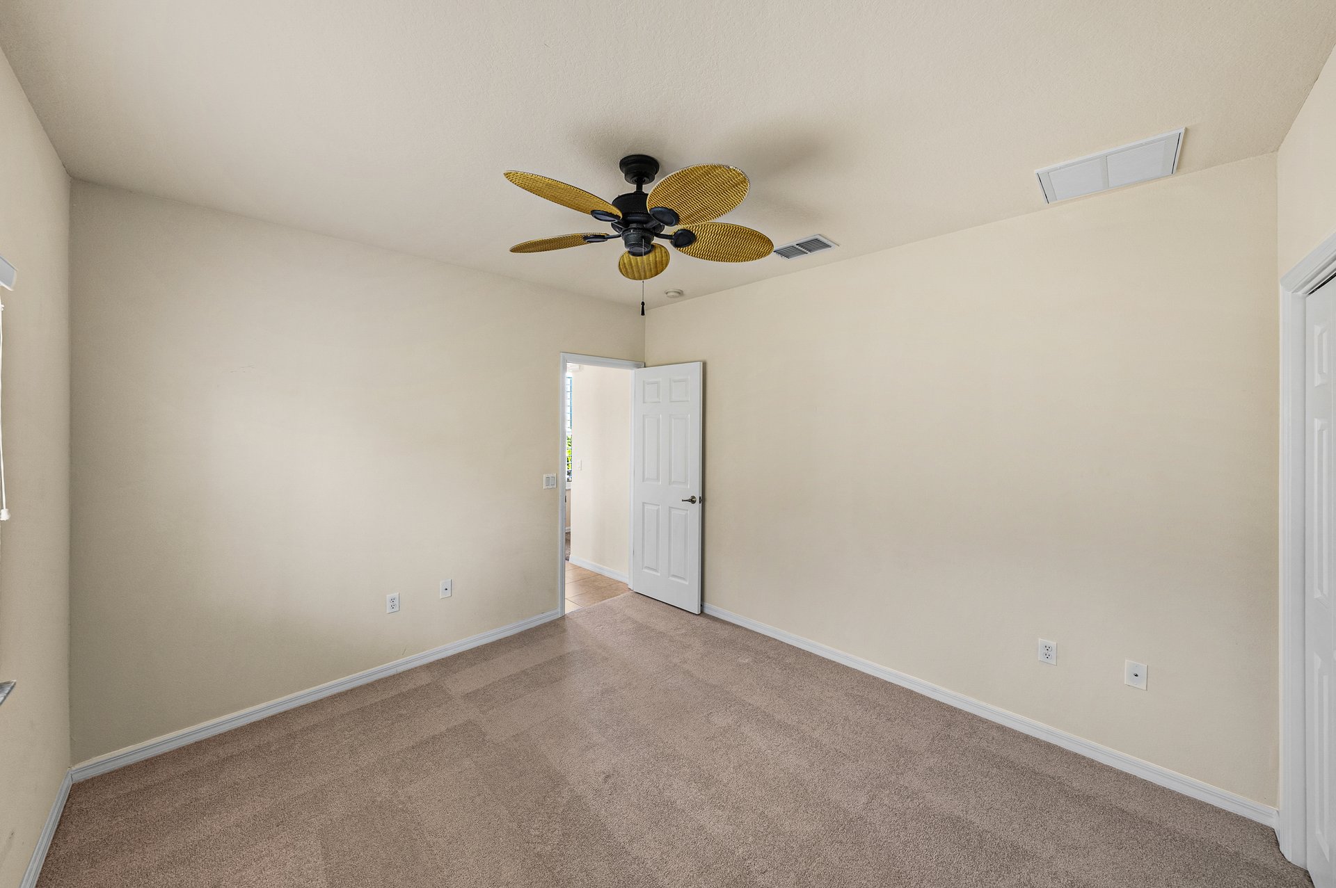 34321 SAHALEE LOOP
