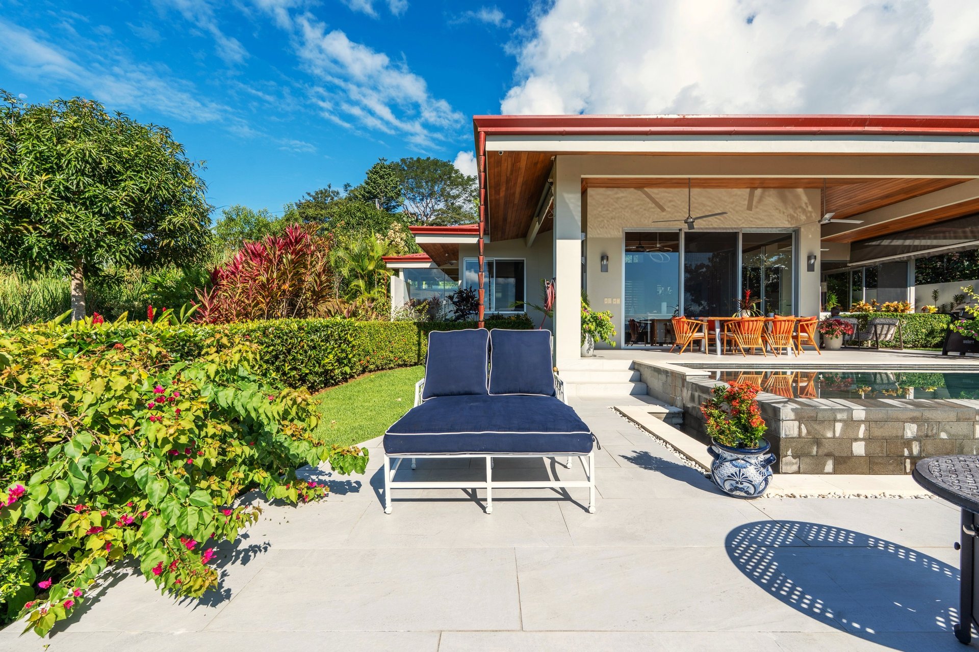 Blue Horizon – luxury ocean-view home in Ojochal, Costa Rica