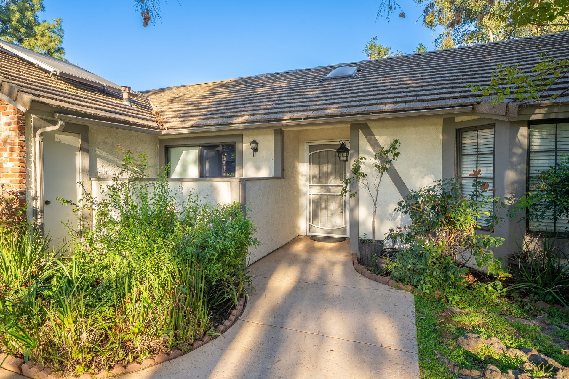 1220 Shepherd Way