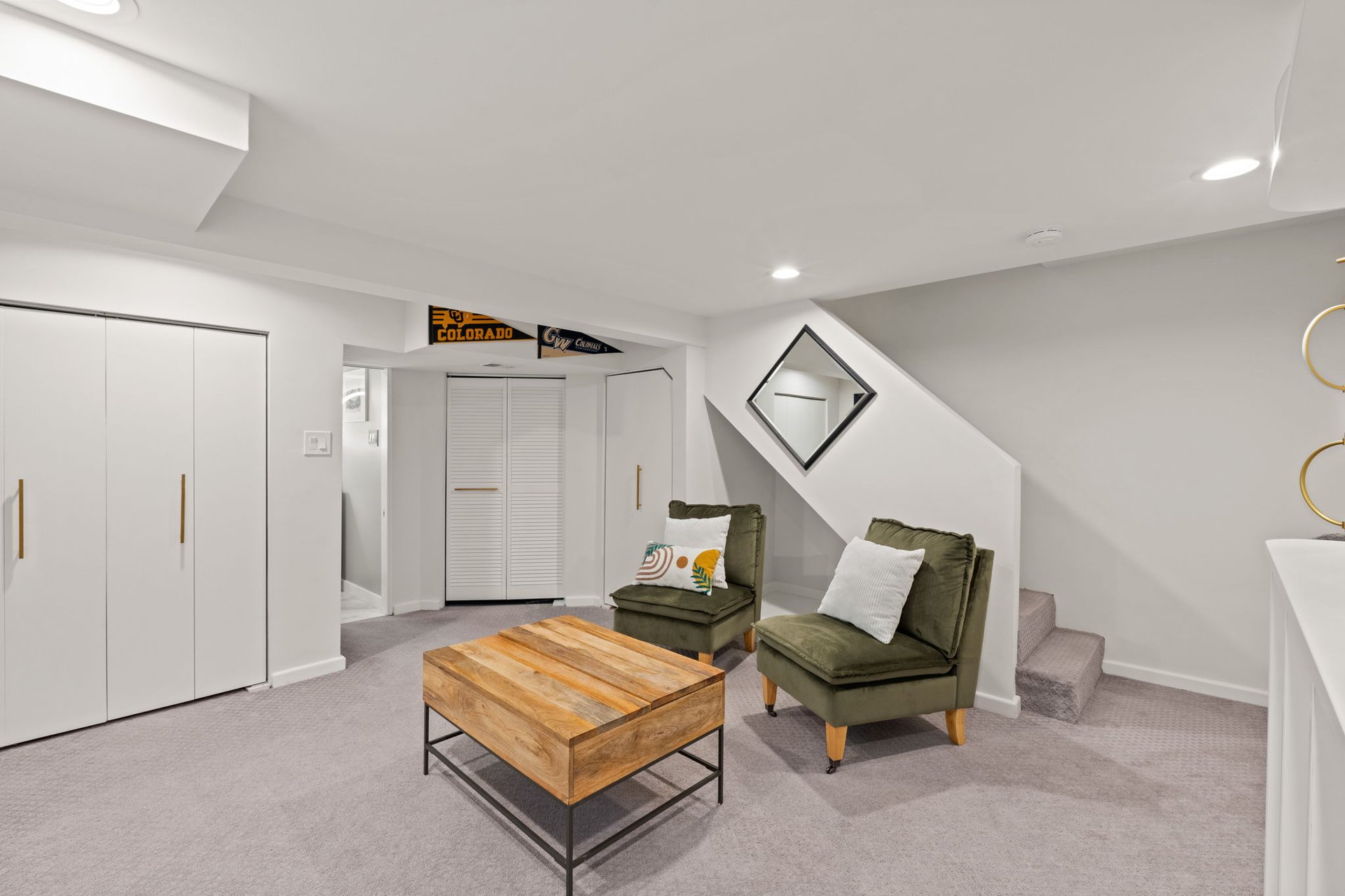 Crown Jewel of Jefferson Manor - 1/2 mile to Metro
