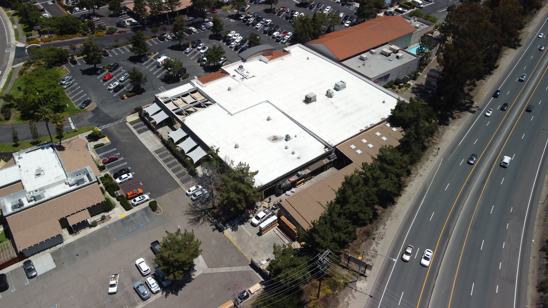 Dixieline Lumber and Home Centers