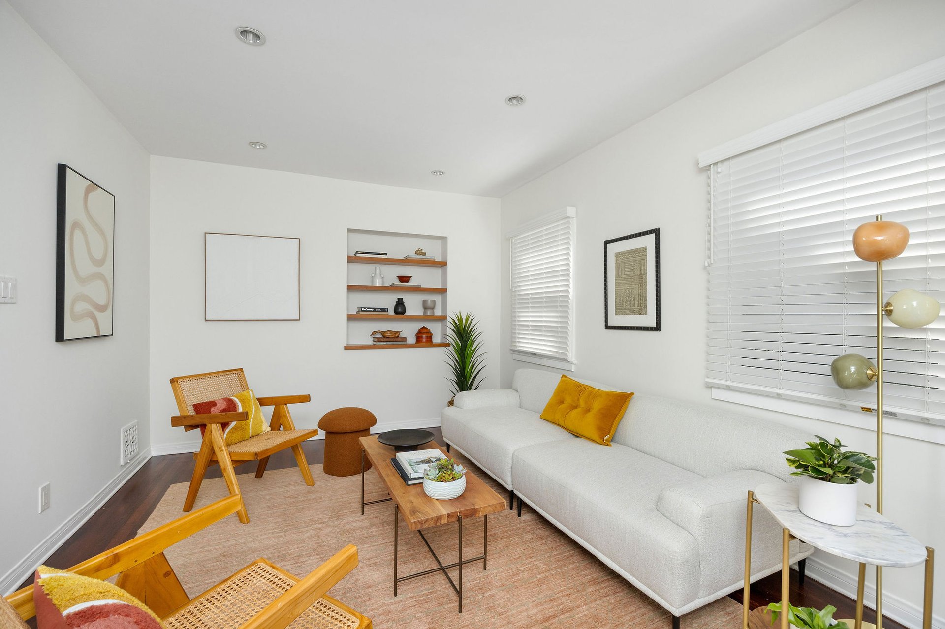 157 S. Fuller Ave