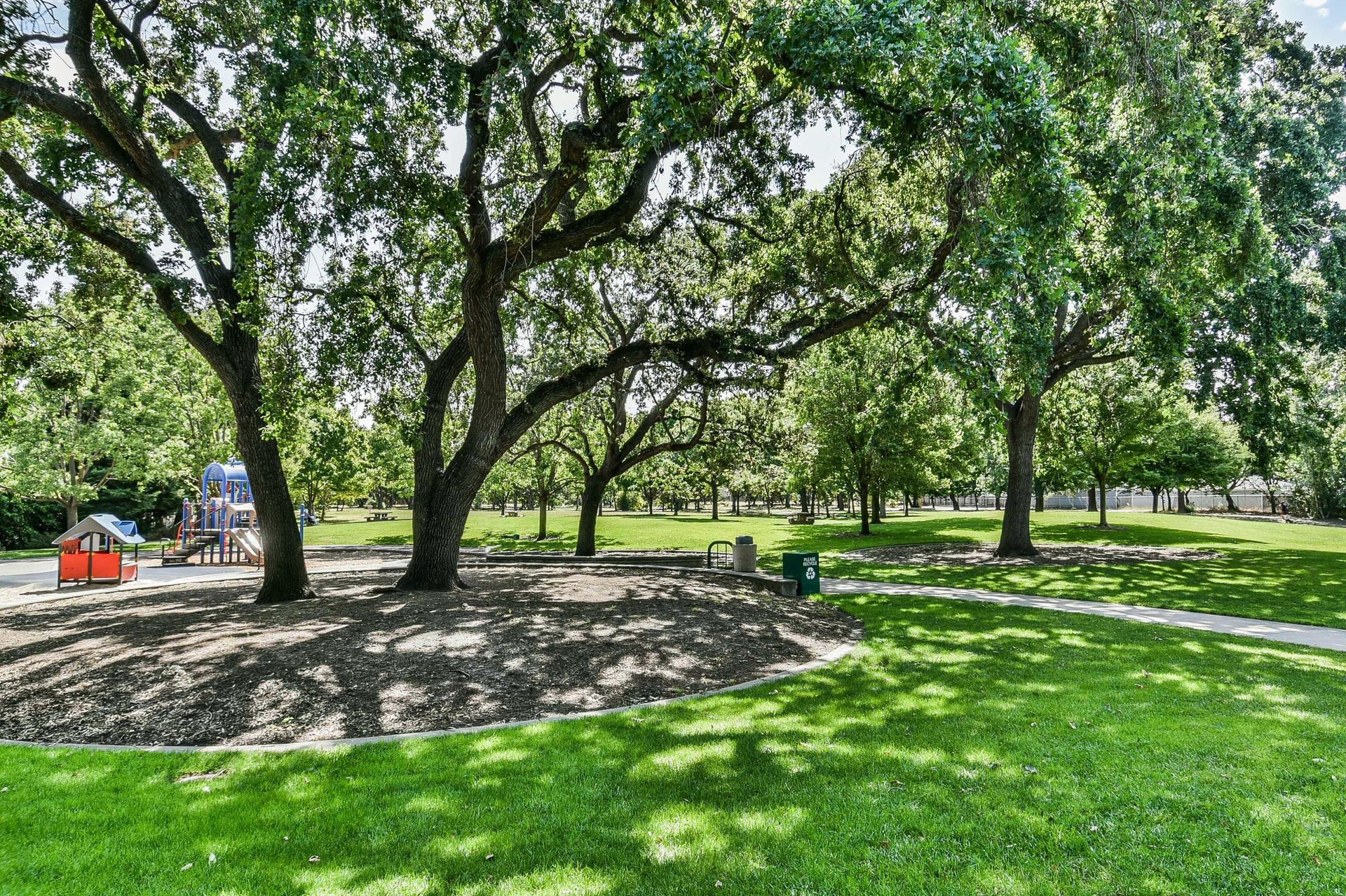 2582 Oak Rd. #217, Walnut Creek