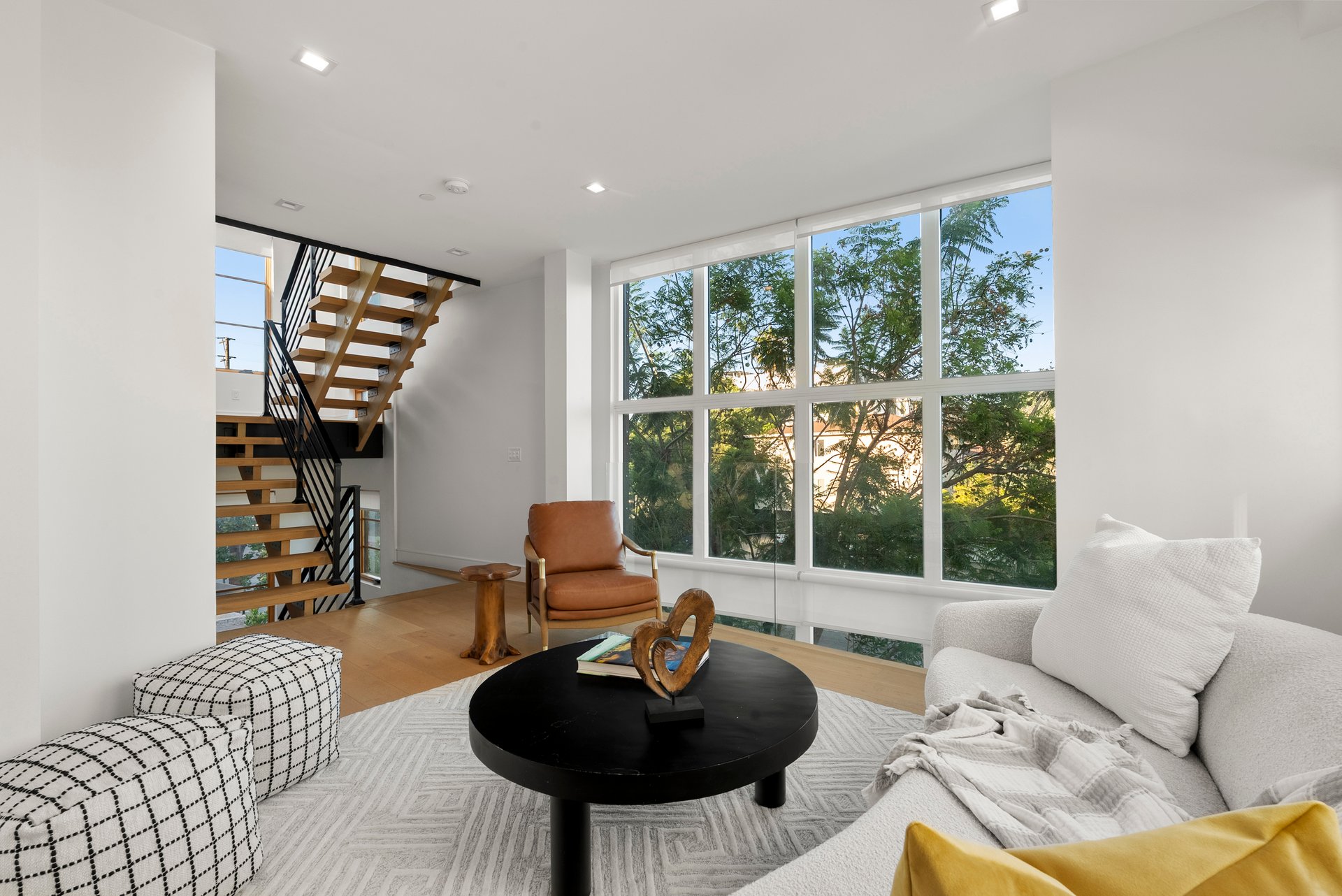 1033 N Vista St, West Hollywood