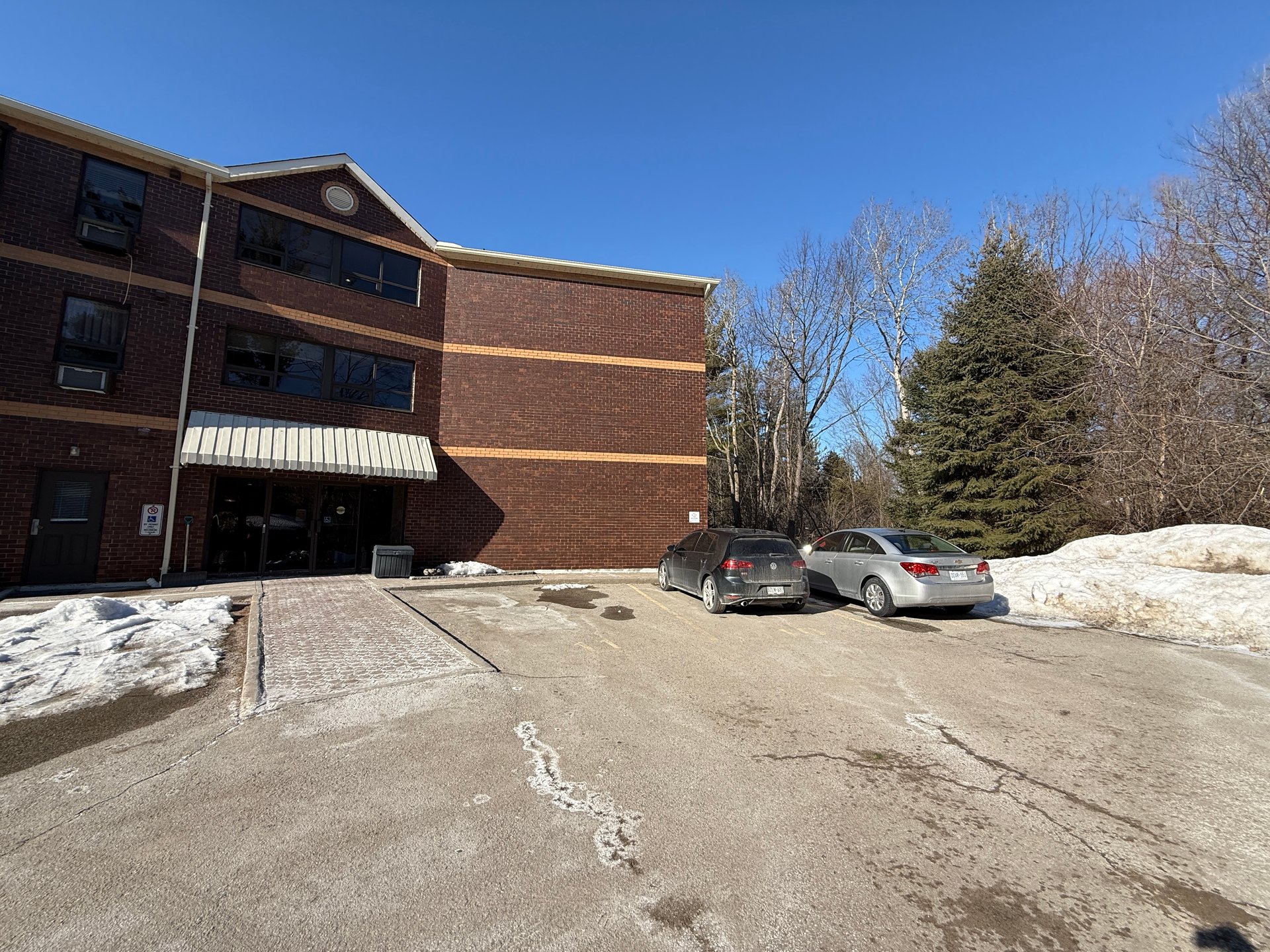 166 Olive St 106