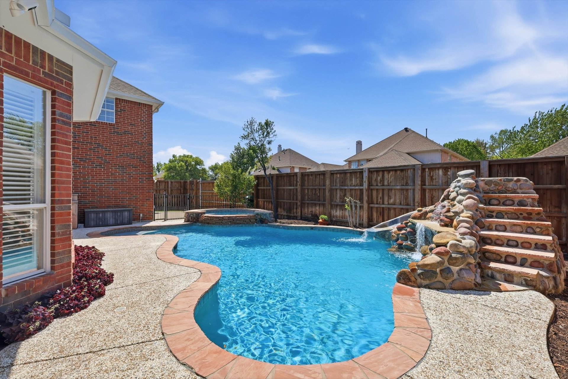 305 Brushy Creek Trail