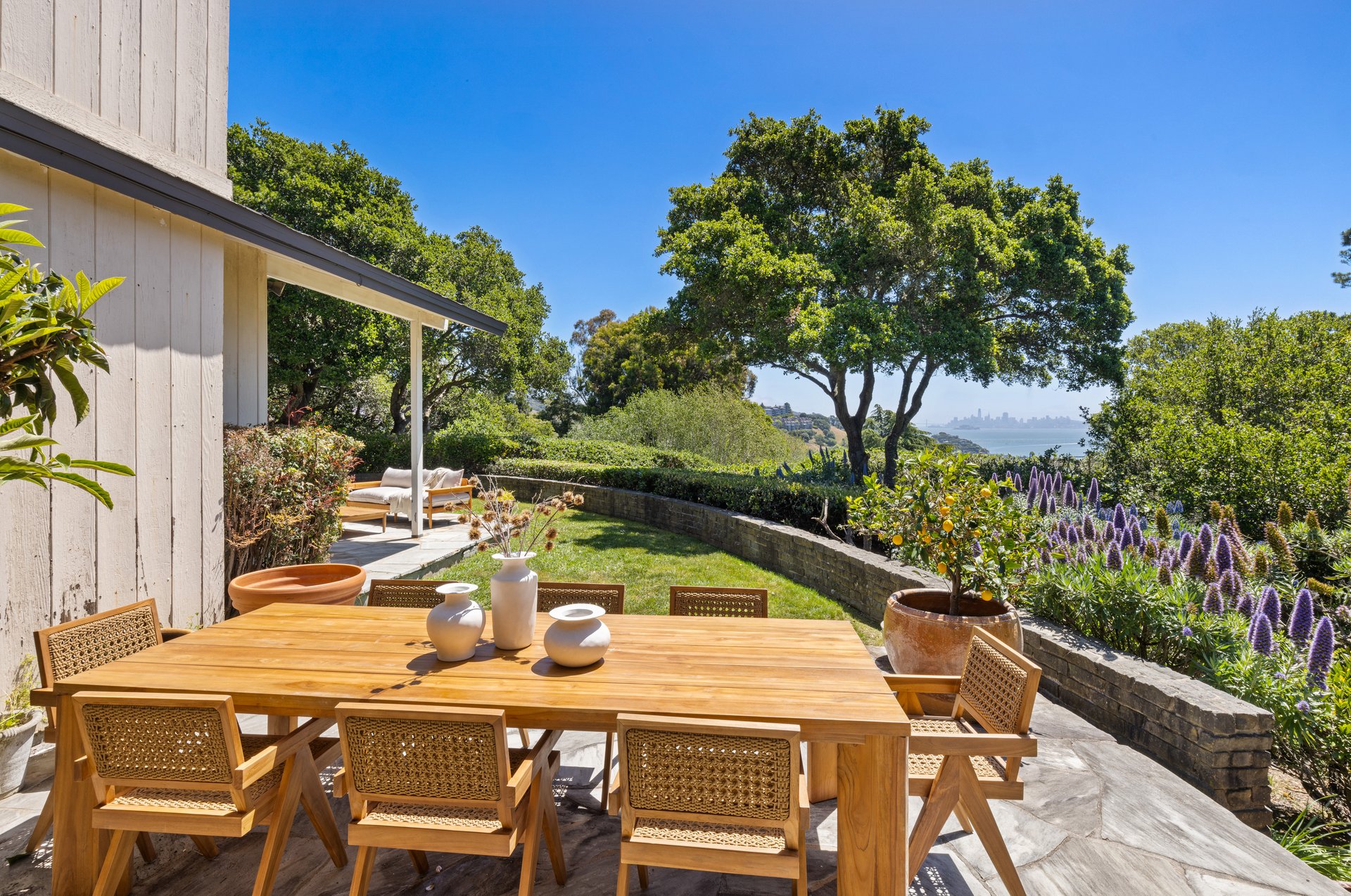 Rare 1+ Acre Dream Site