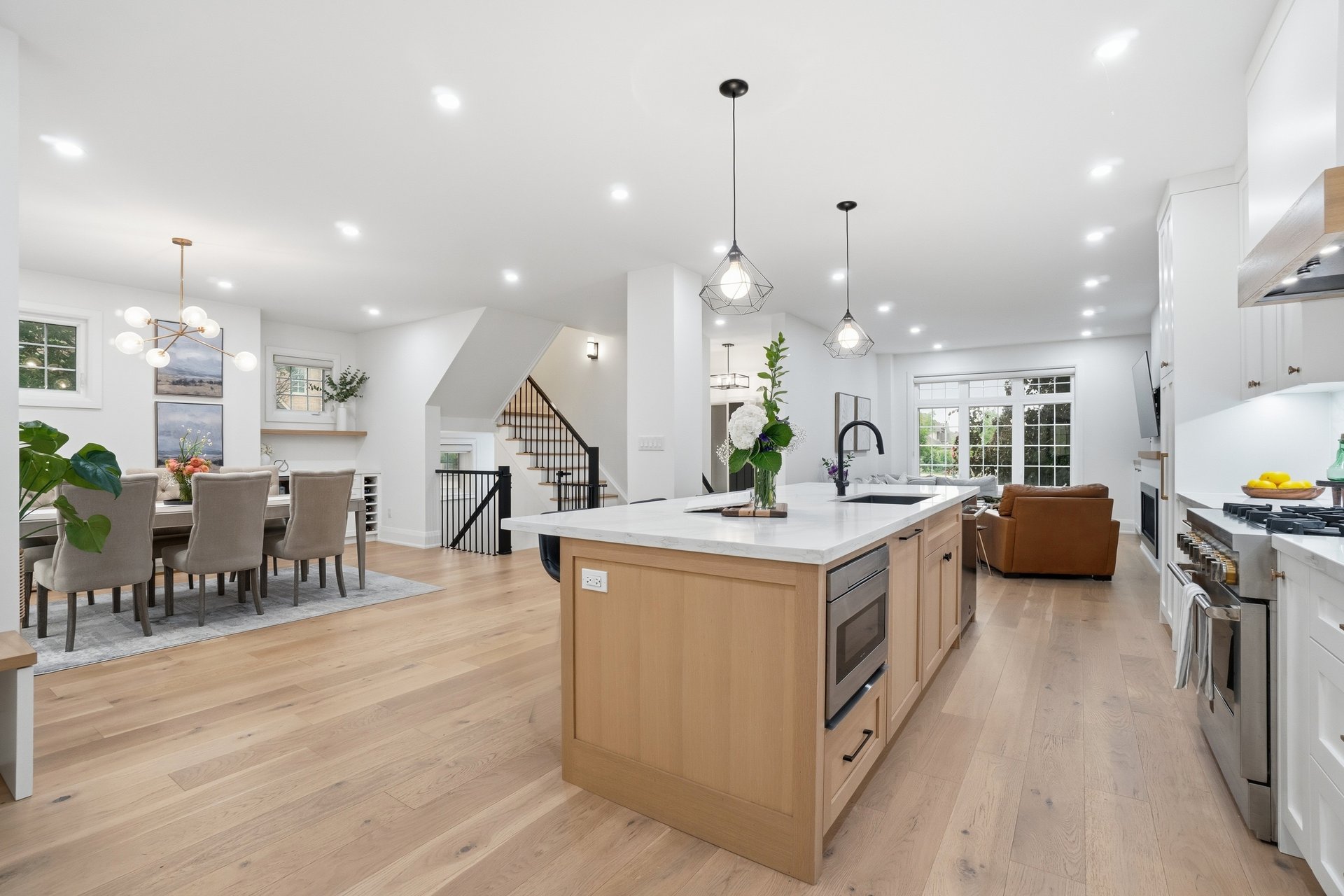 2 Glengordon Cres, Markham Ontario