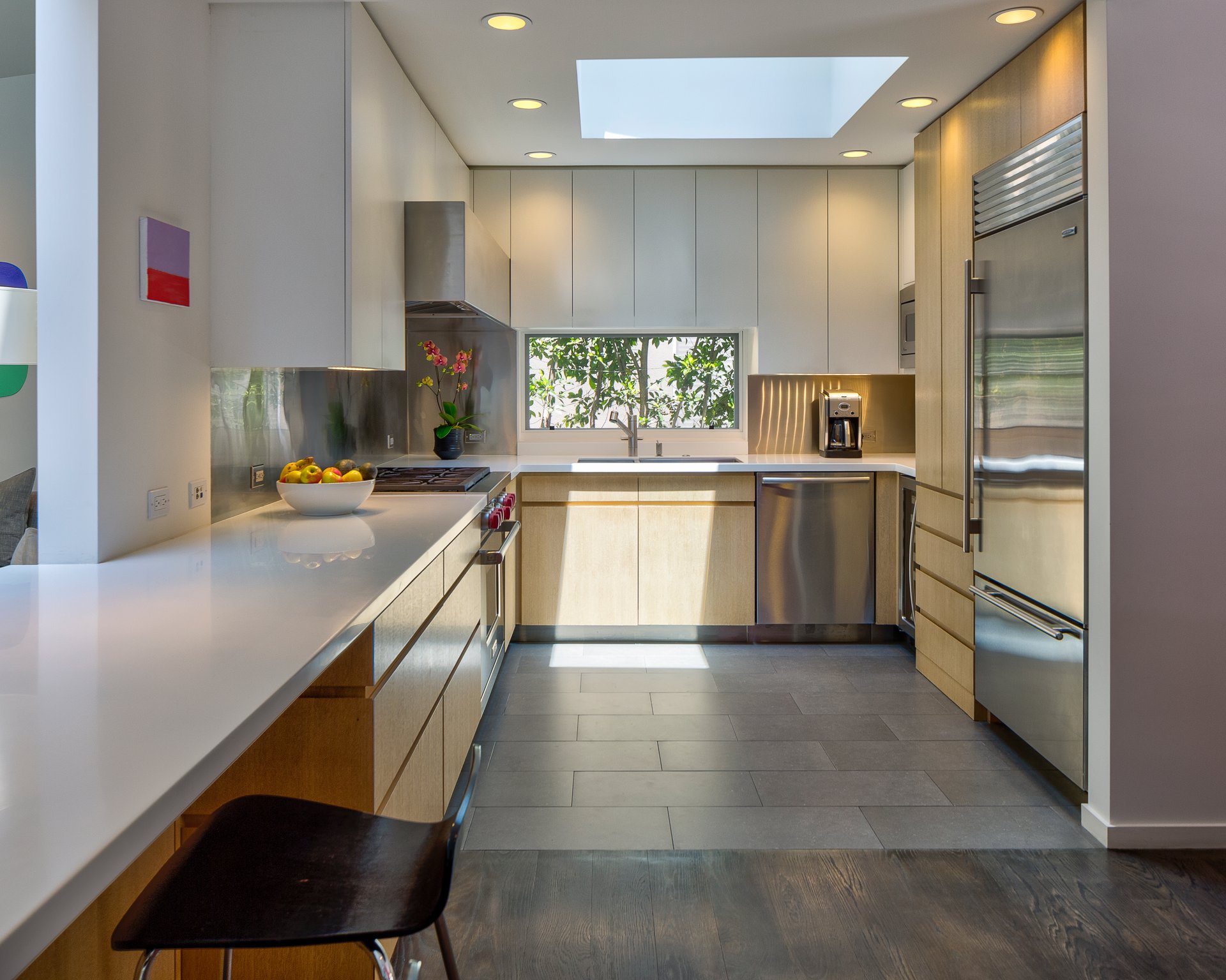 1563 N Doheny Dr