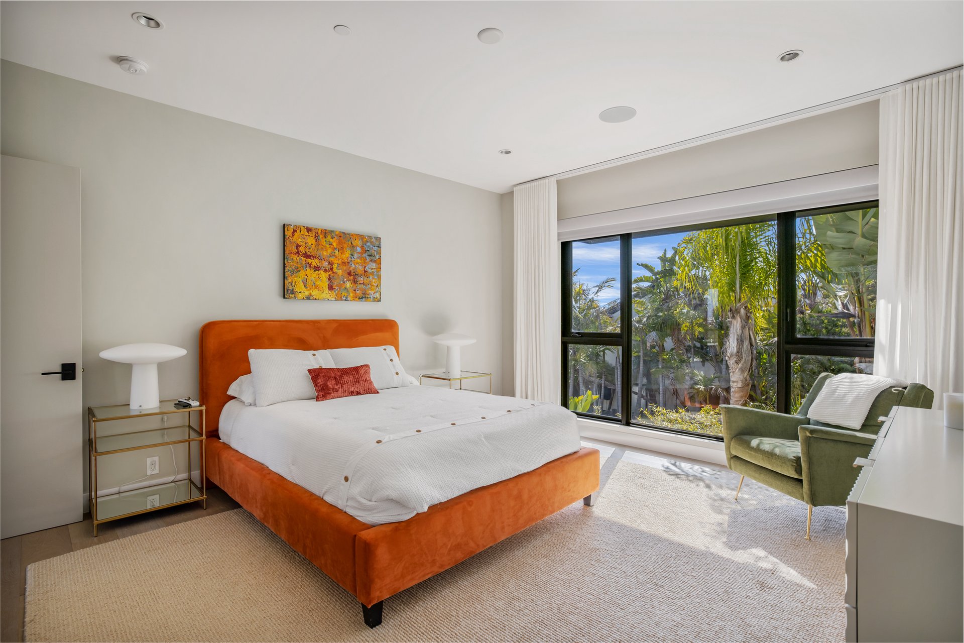 1172 Linda Flora Dr