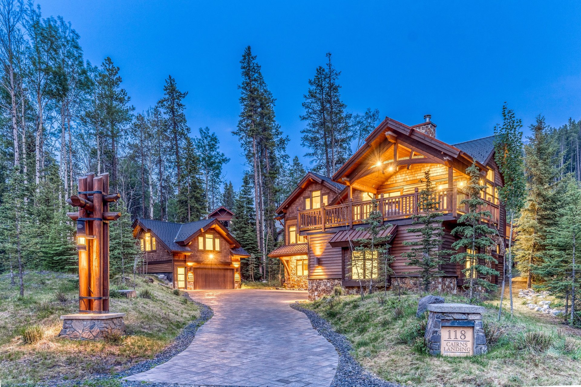 Refined Mountain Living at Cairns Landing