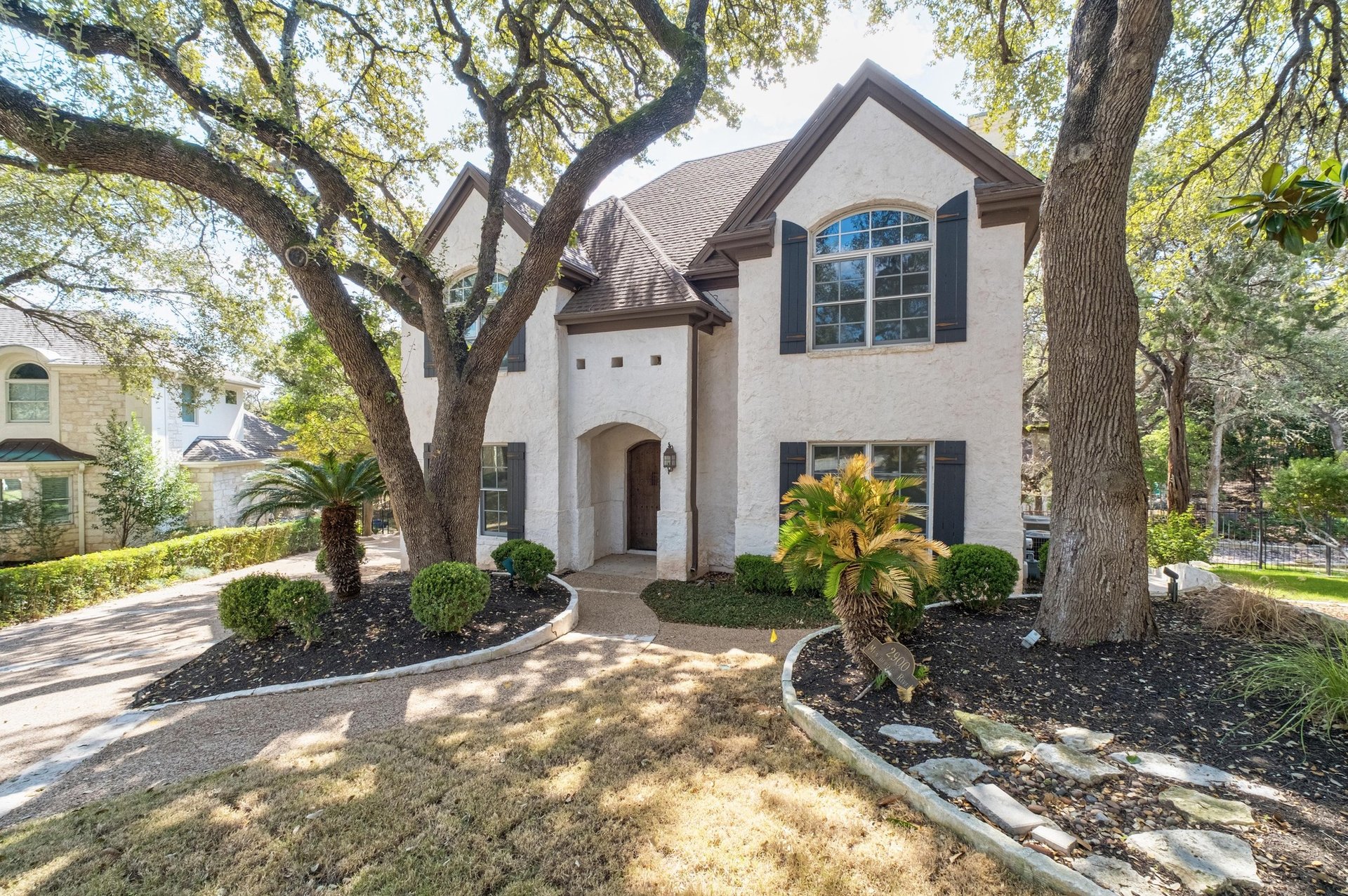 2900 Meandering River Court