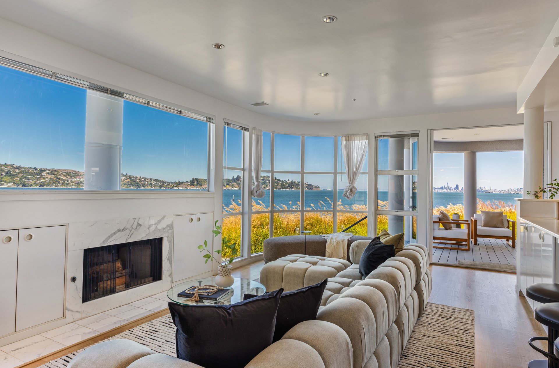 Sweeping Views Across the Bay