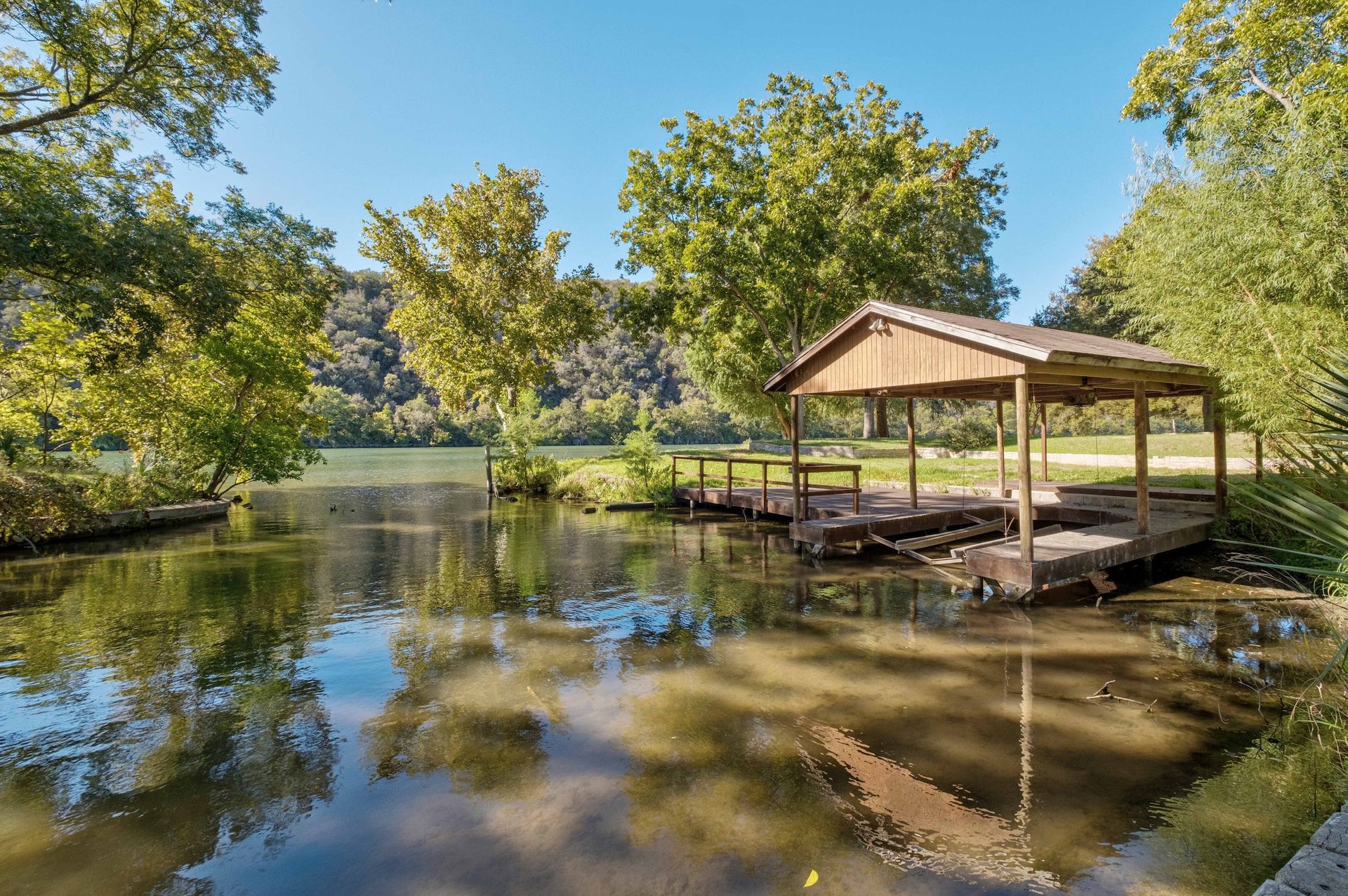 12601 and 12605 River Bend