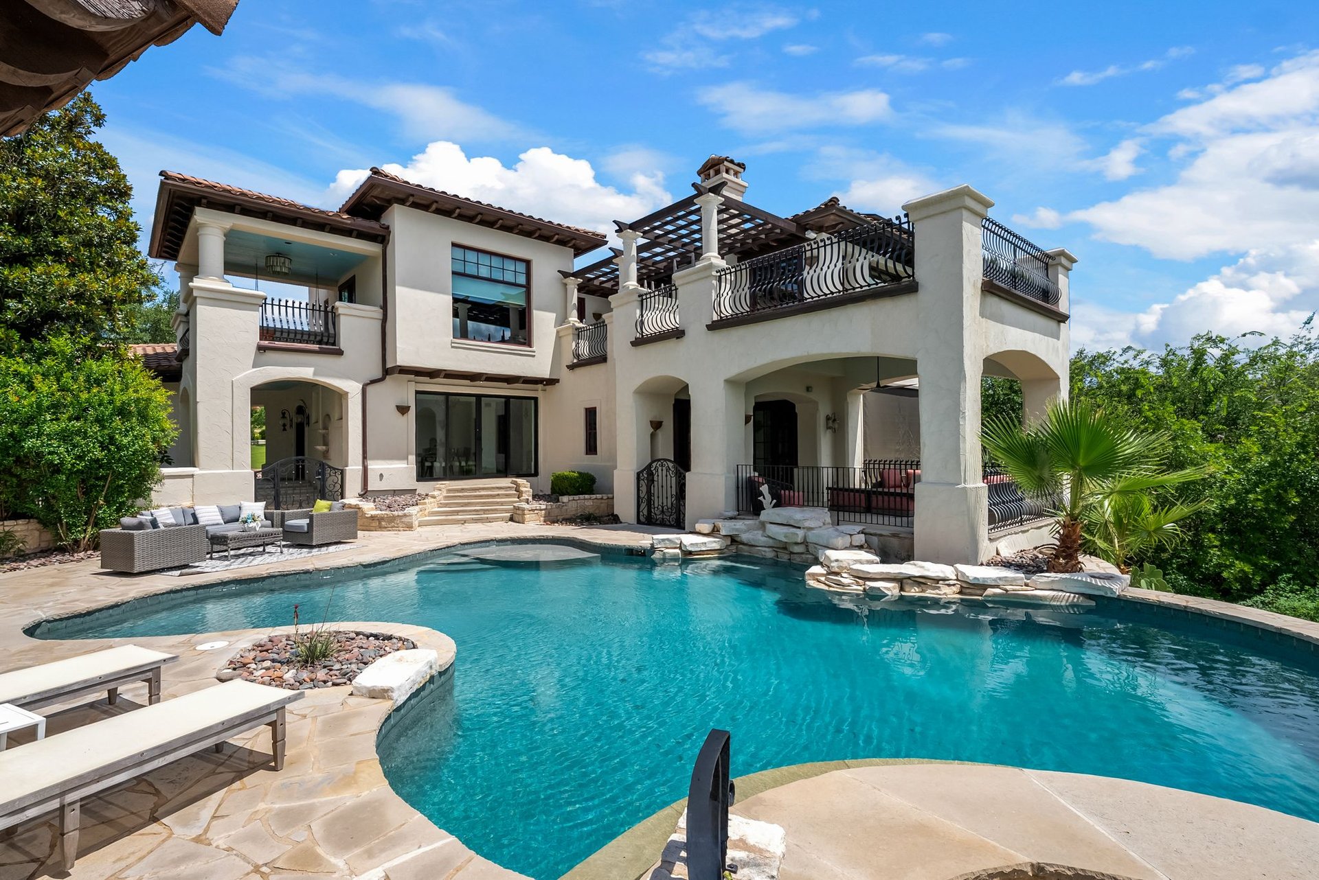203 Bella Riva Dr