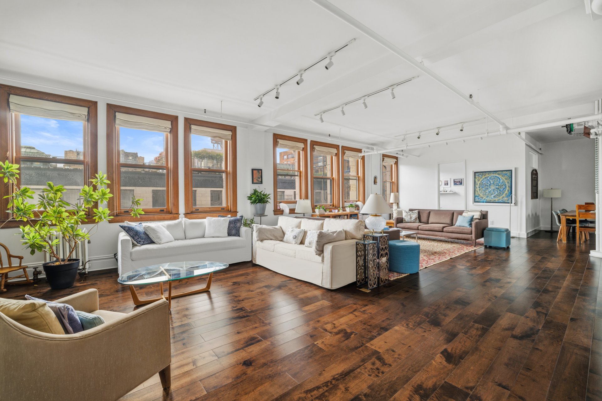 684 Broadway 