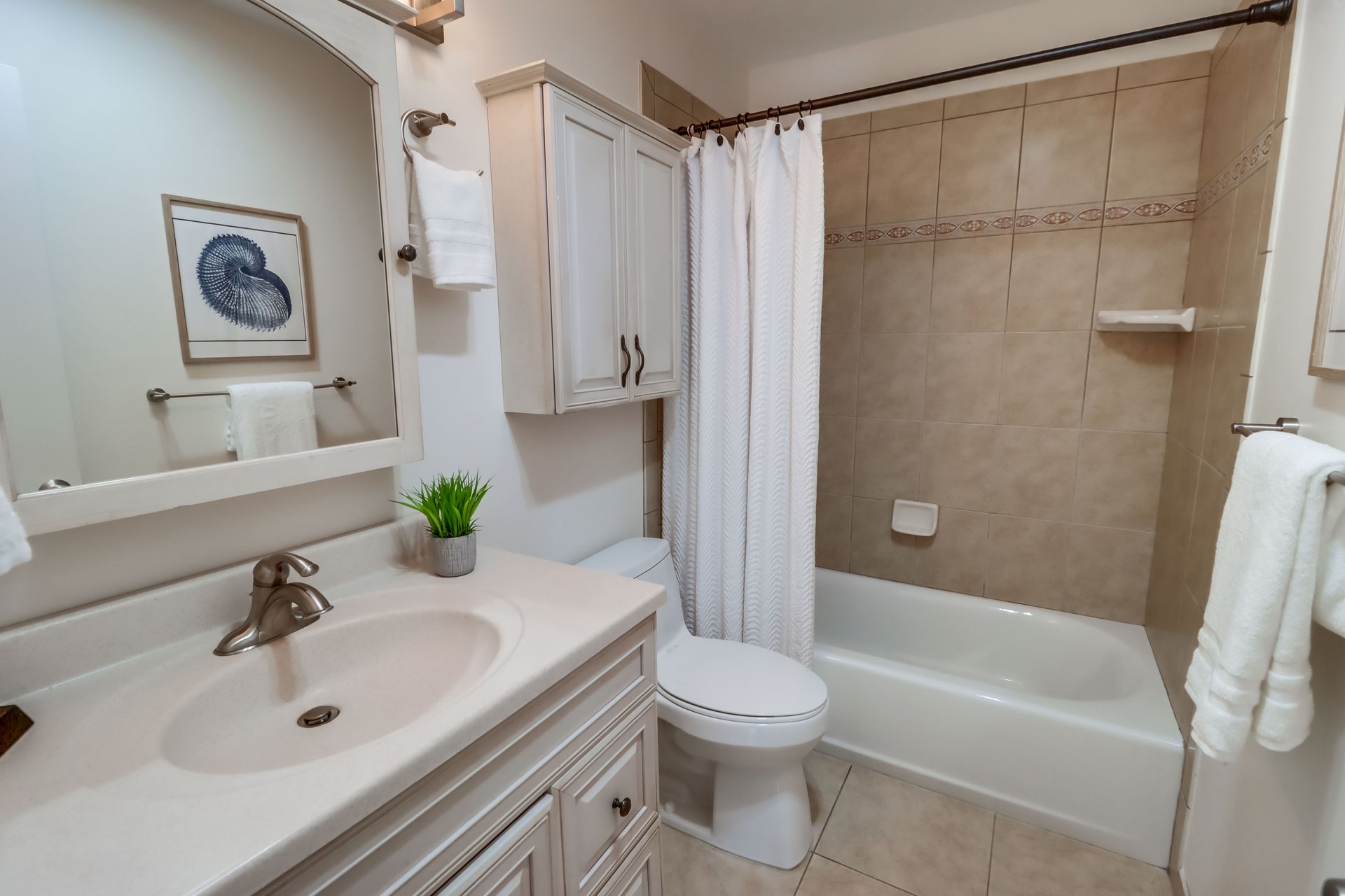 2244 2nd Ave Unit 25