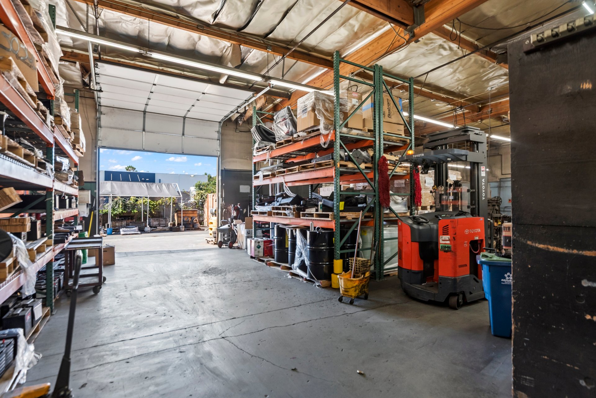 Heavy Industrial Building For Sale