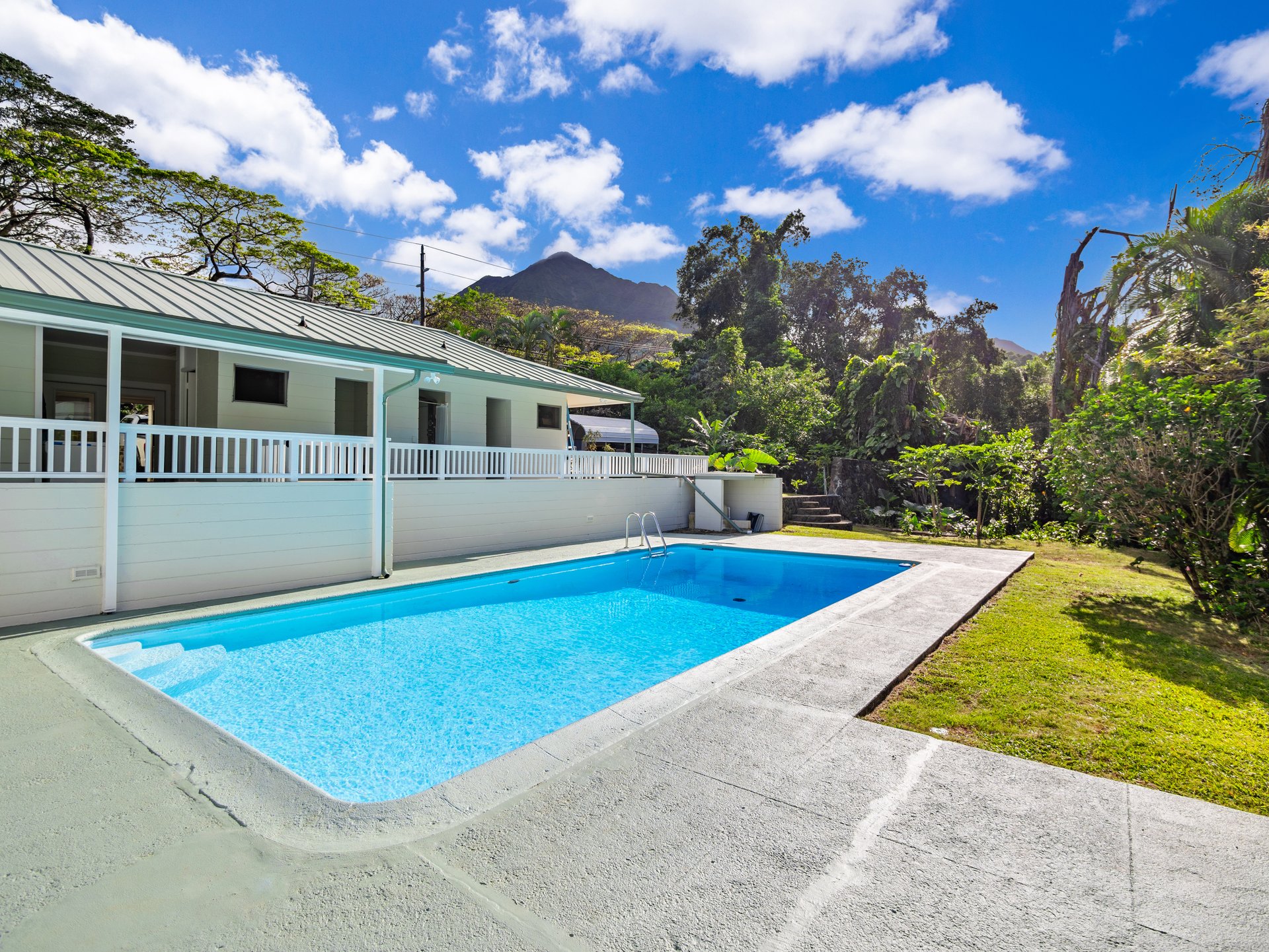 969 Auloa Road