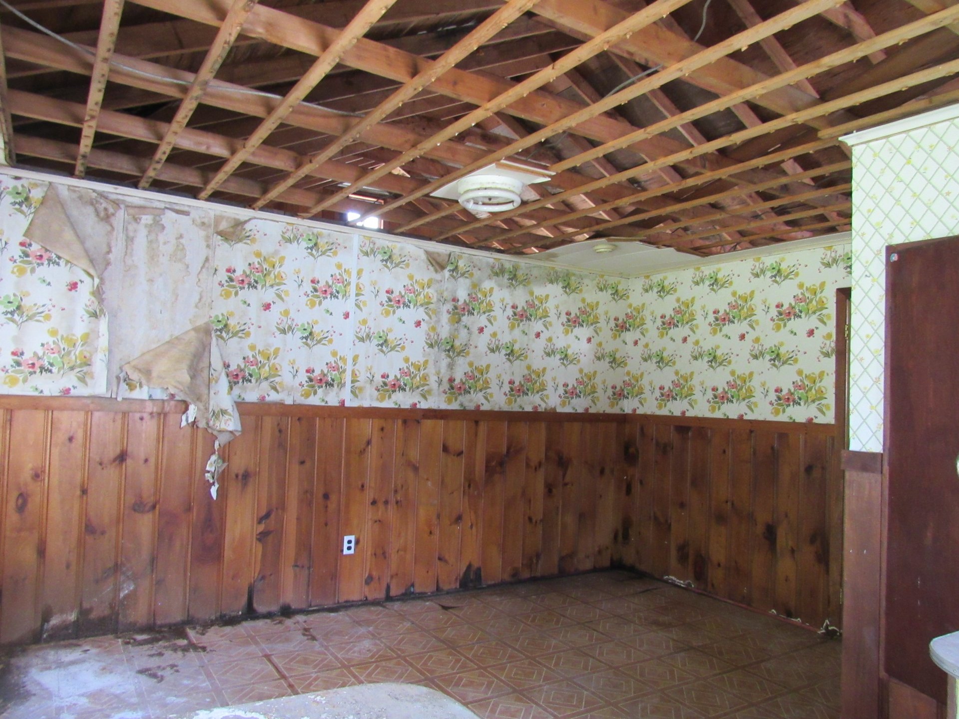 Closed Bungalow Colony