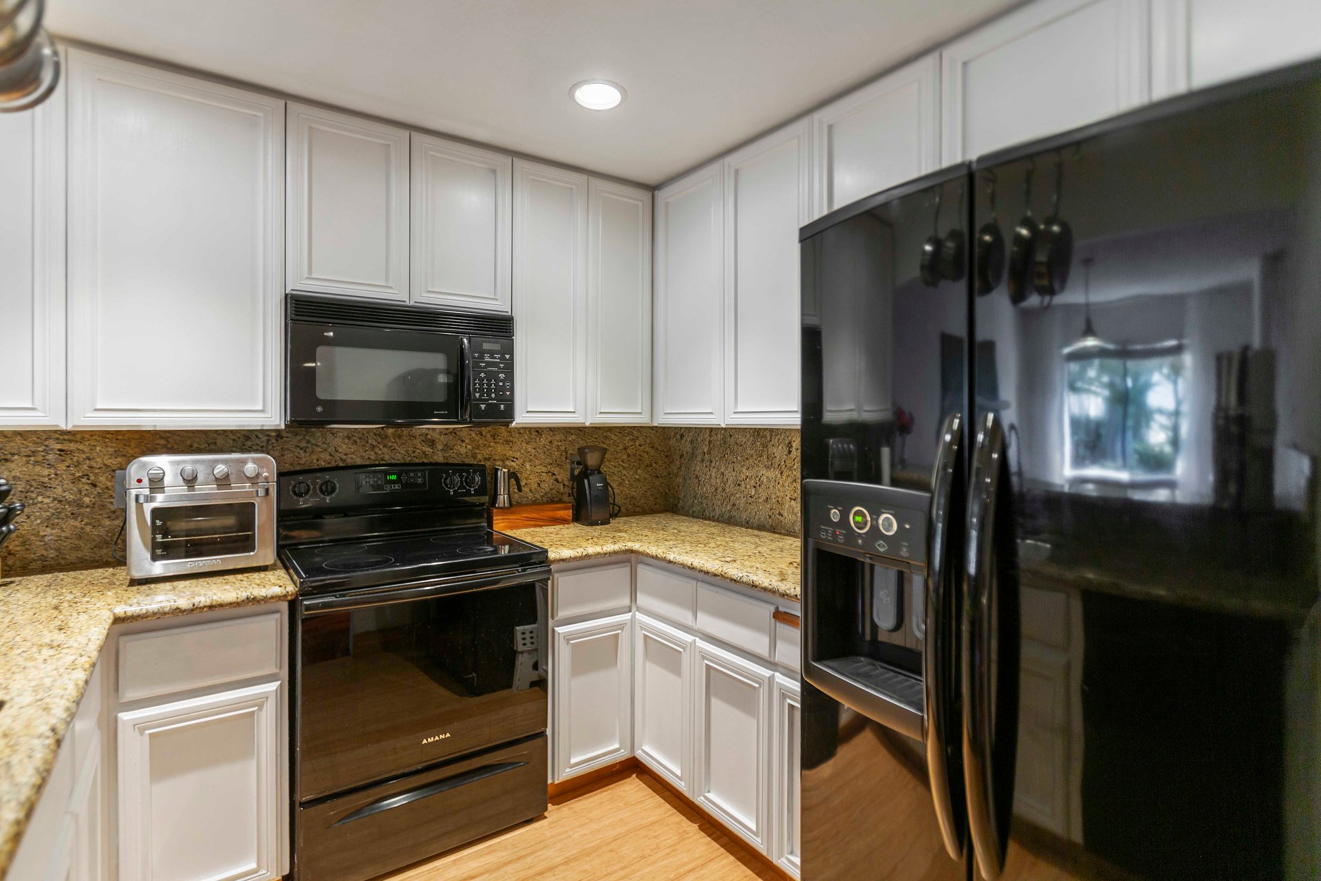 3852 Panda Place