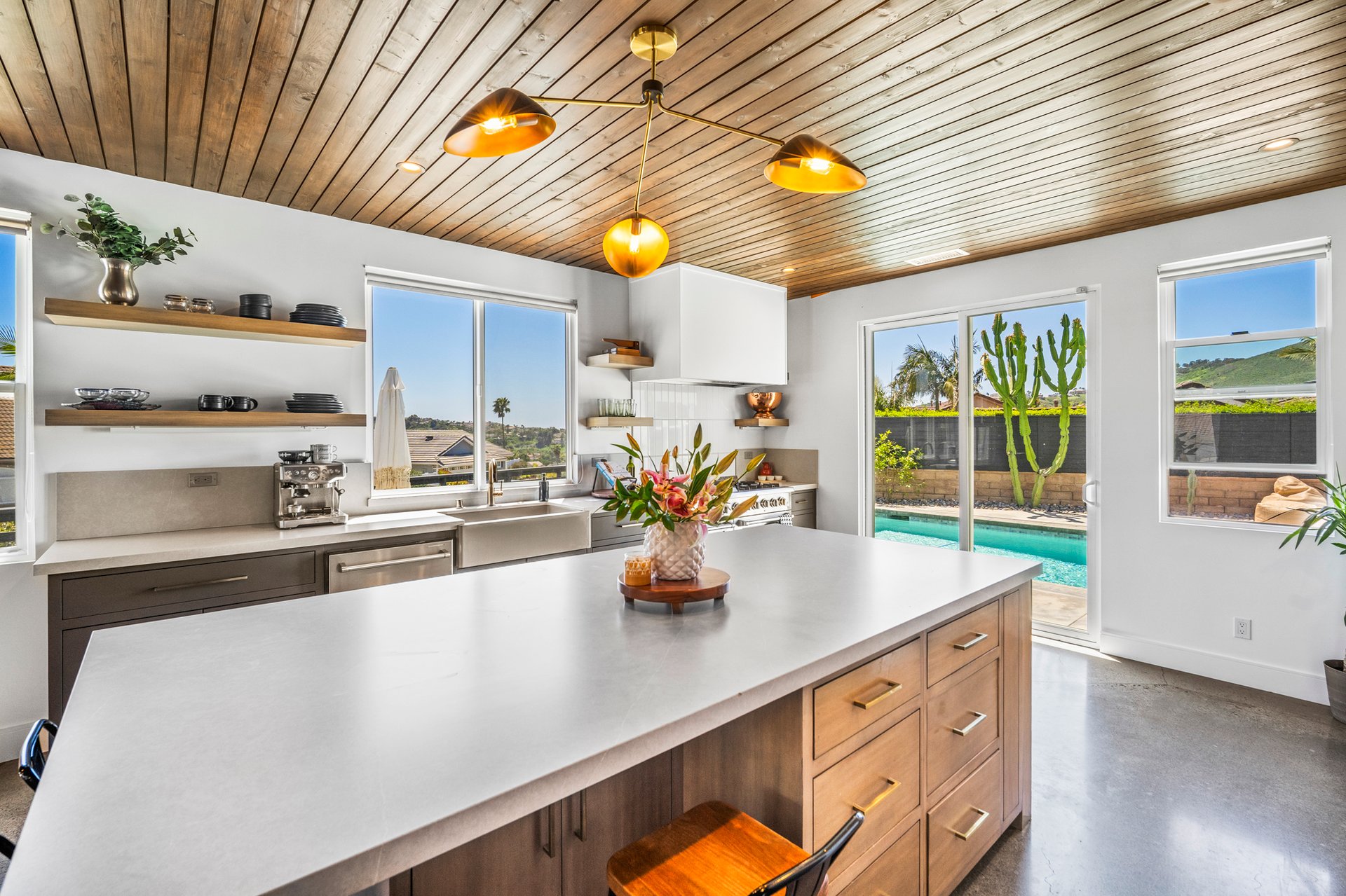 2930 Estancia