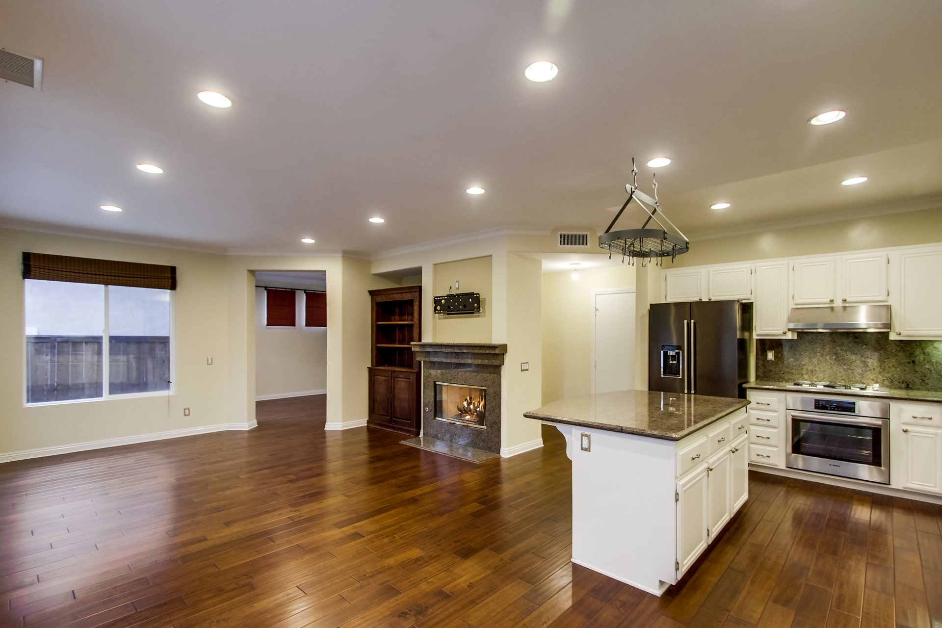 4229 Calle Isabelino