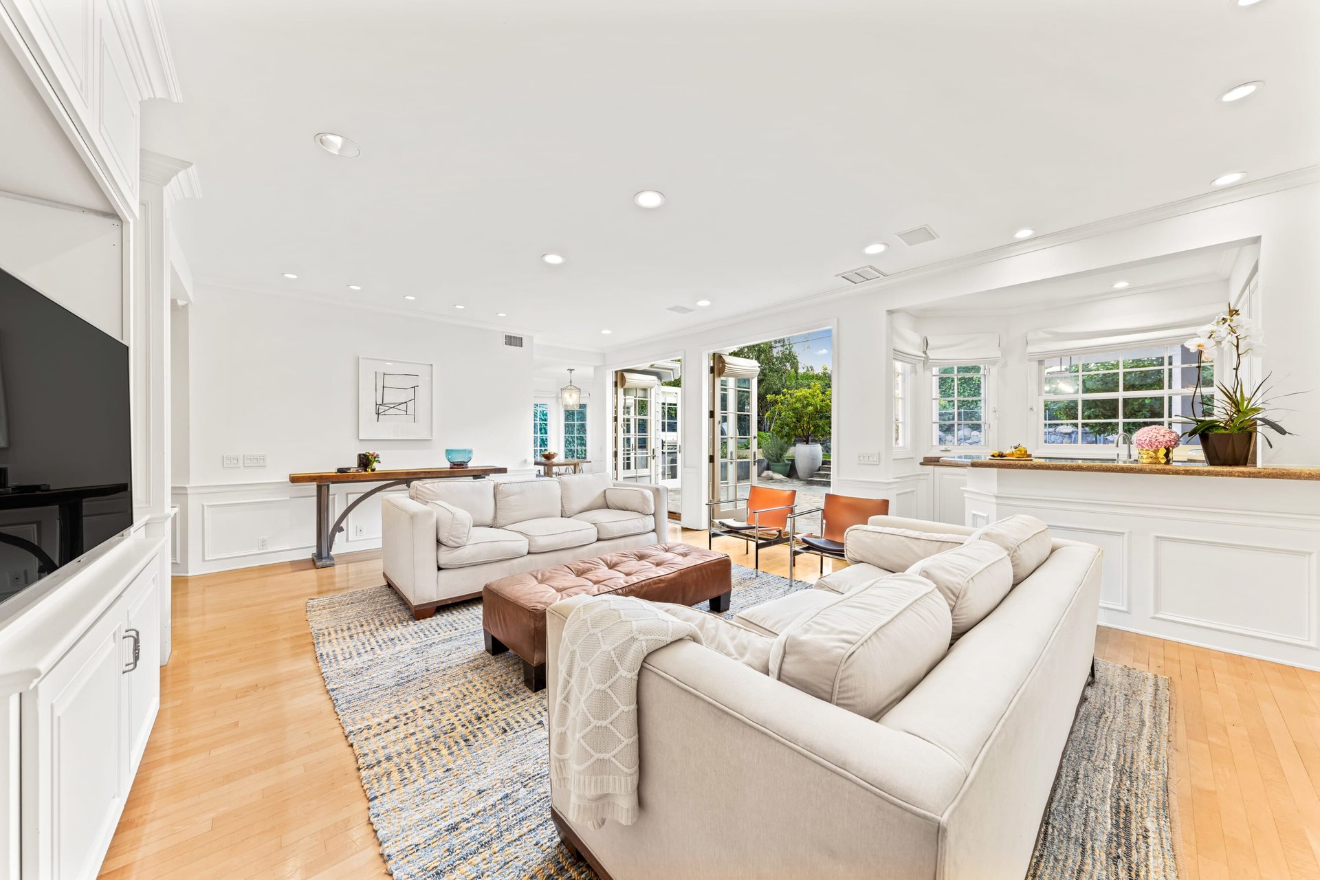 181 N Canyon View Dr, Brentwood