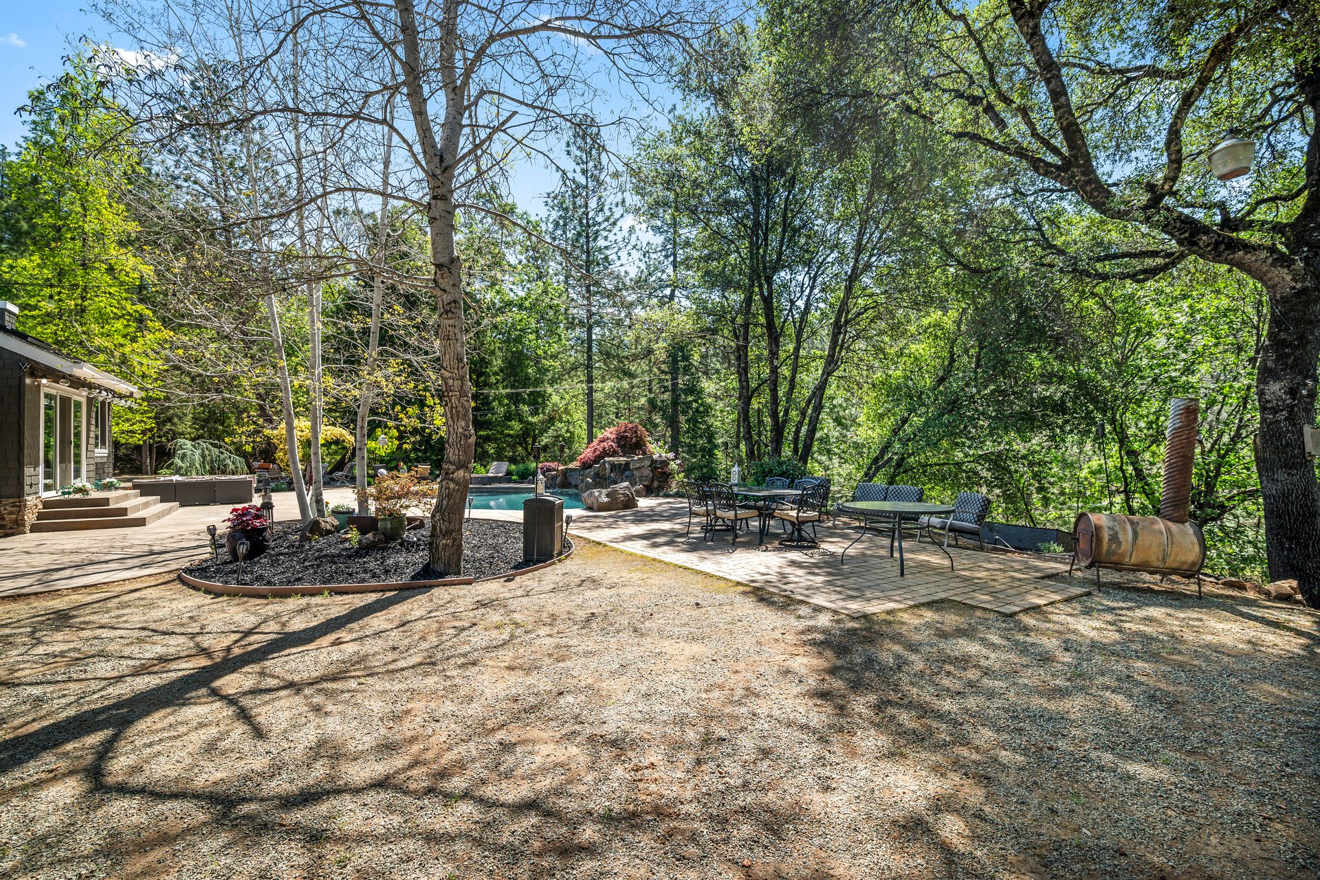 2405 No Walk Rd, Placerville