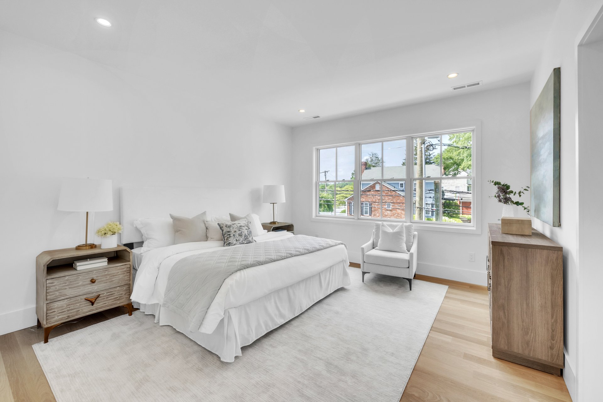 East Ave, Unit A