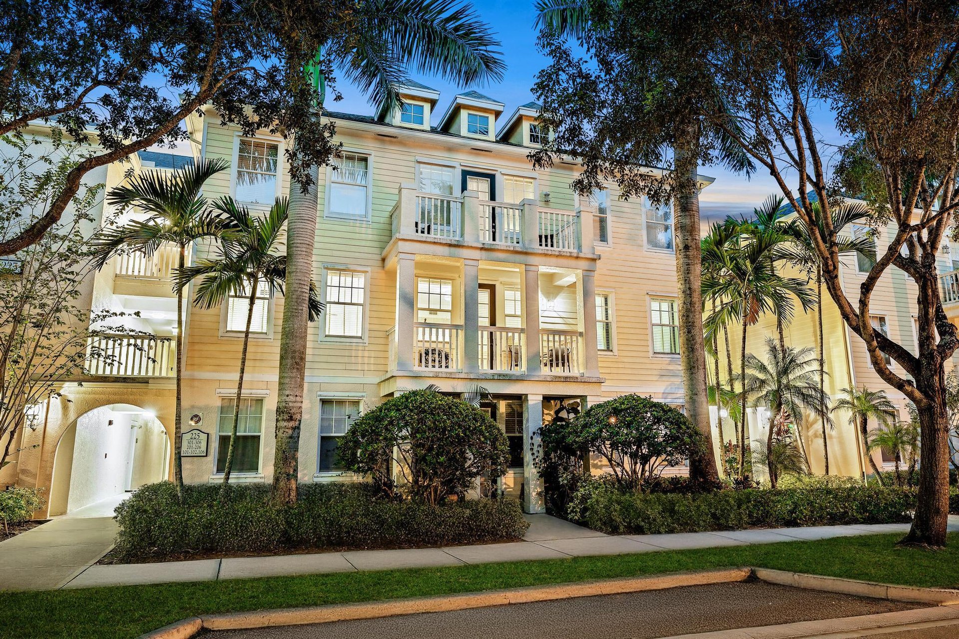 Is Boca Raton a Good Place to Live for New York Families?