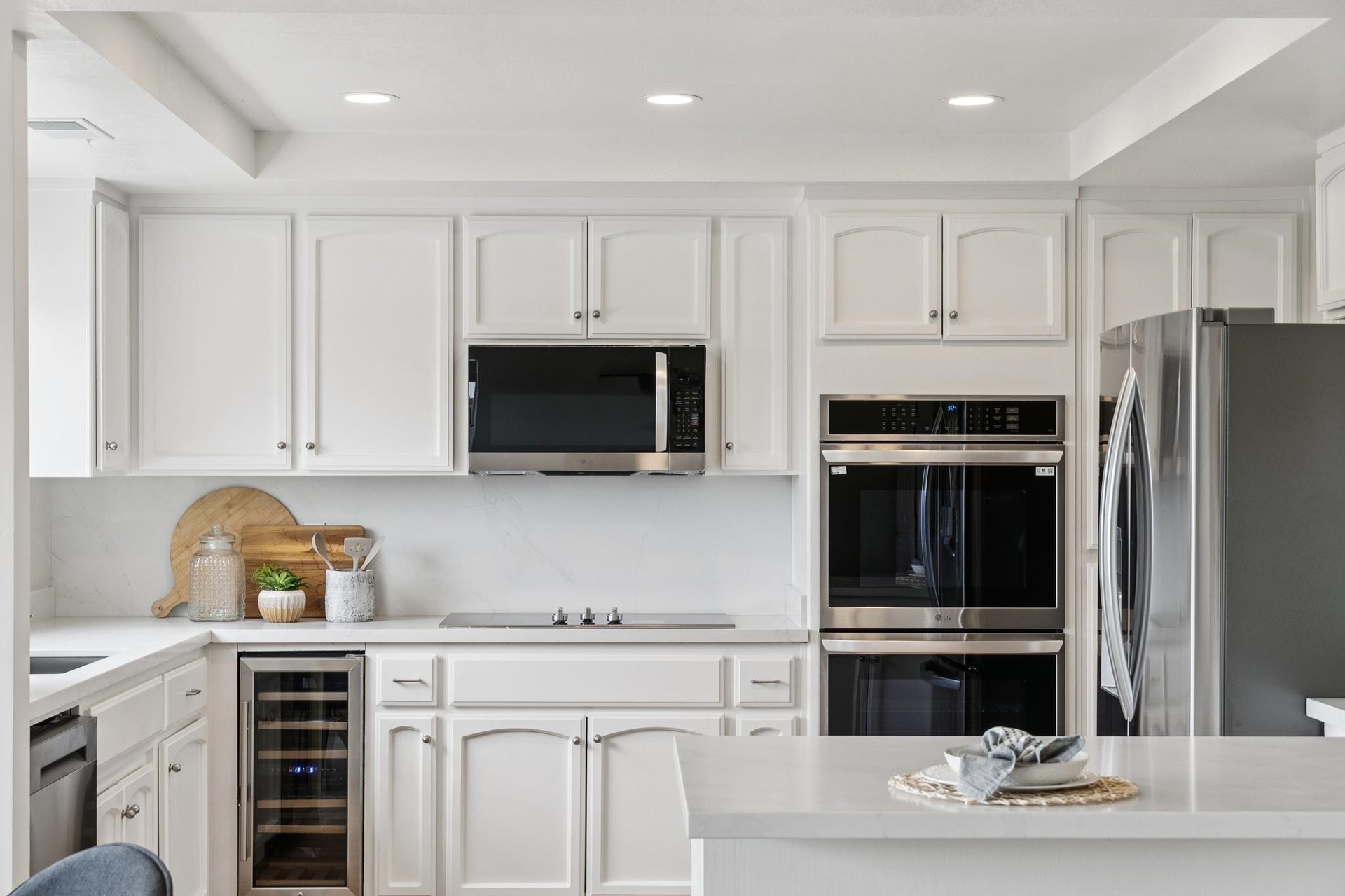 5075 Monaco Dr.
