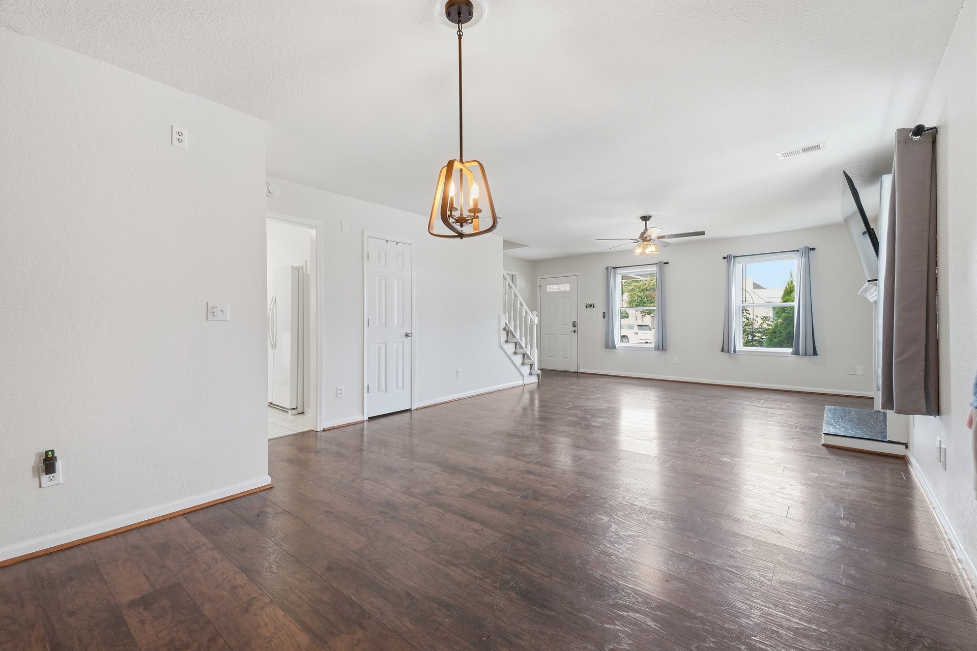 	1824 Finsbury Lane