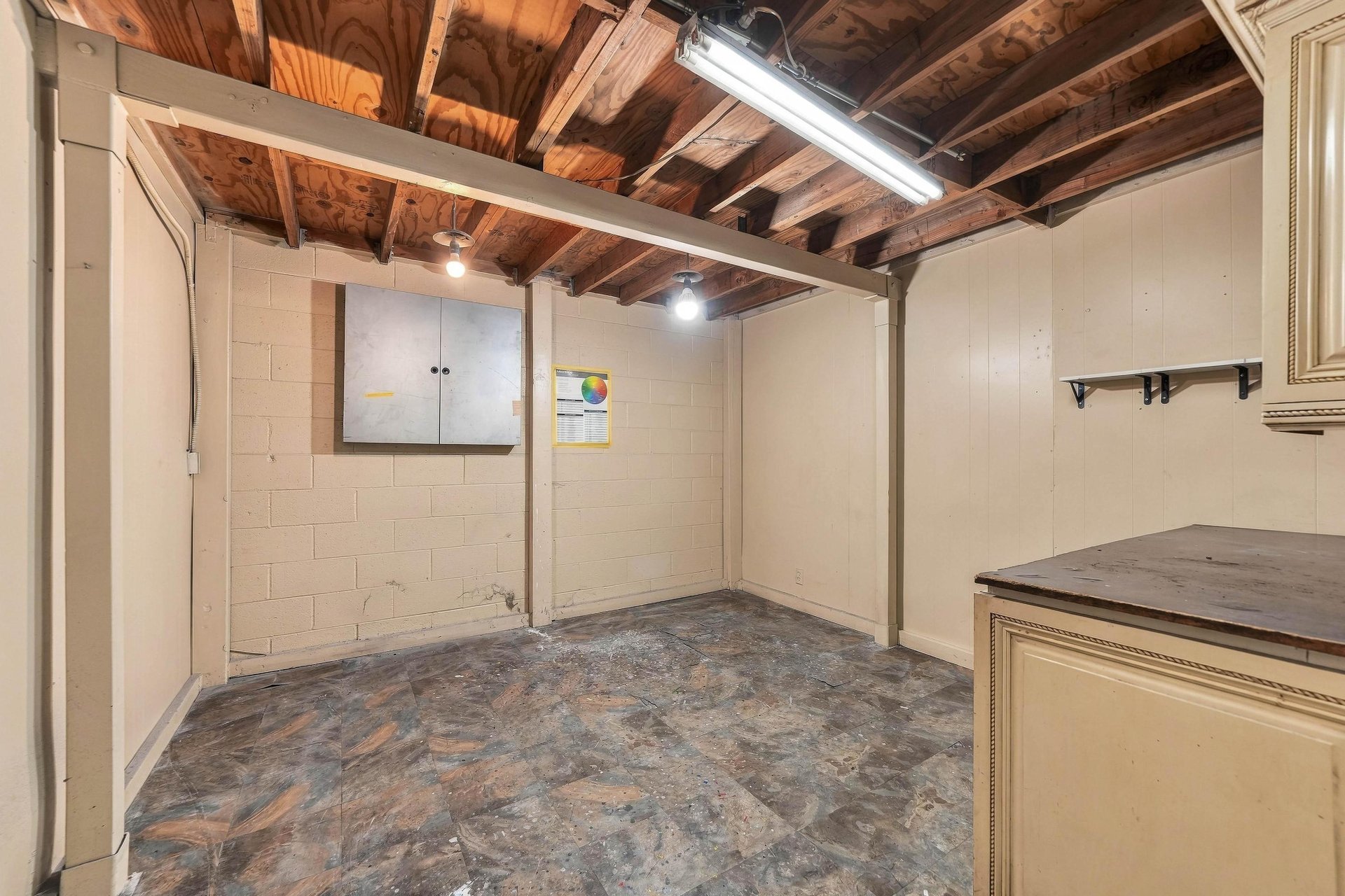 2823 N. San Fernando 