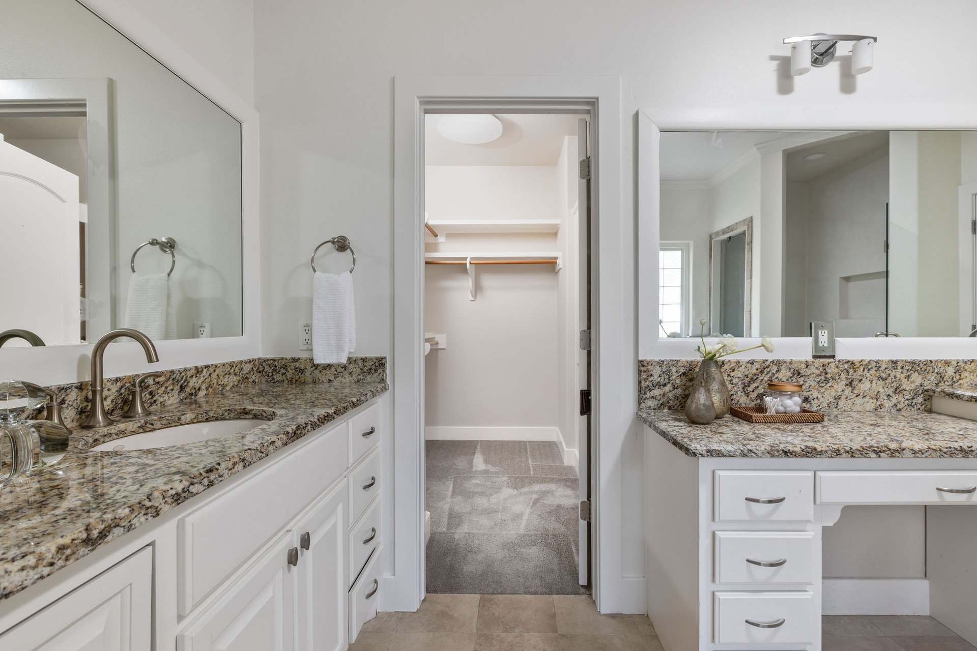Charming Deep Eddy Retreat