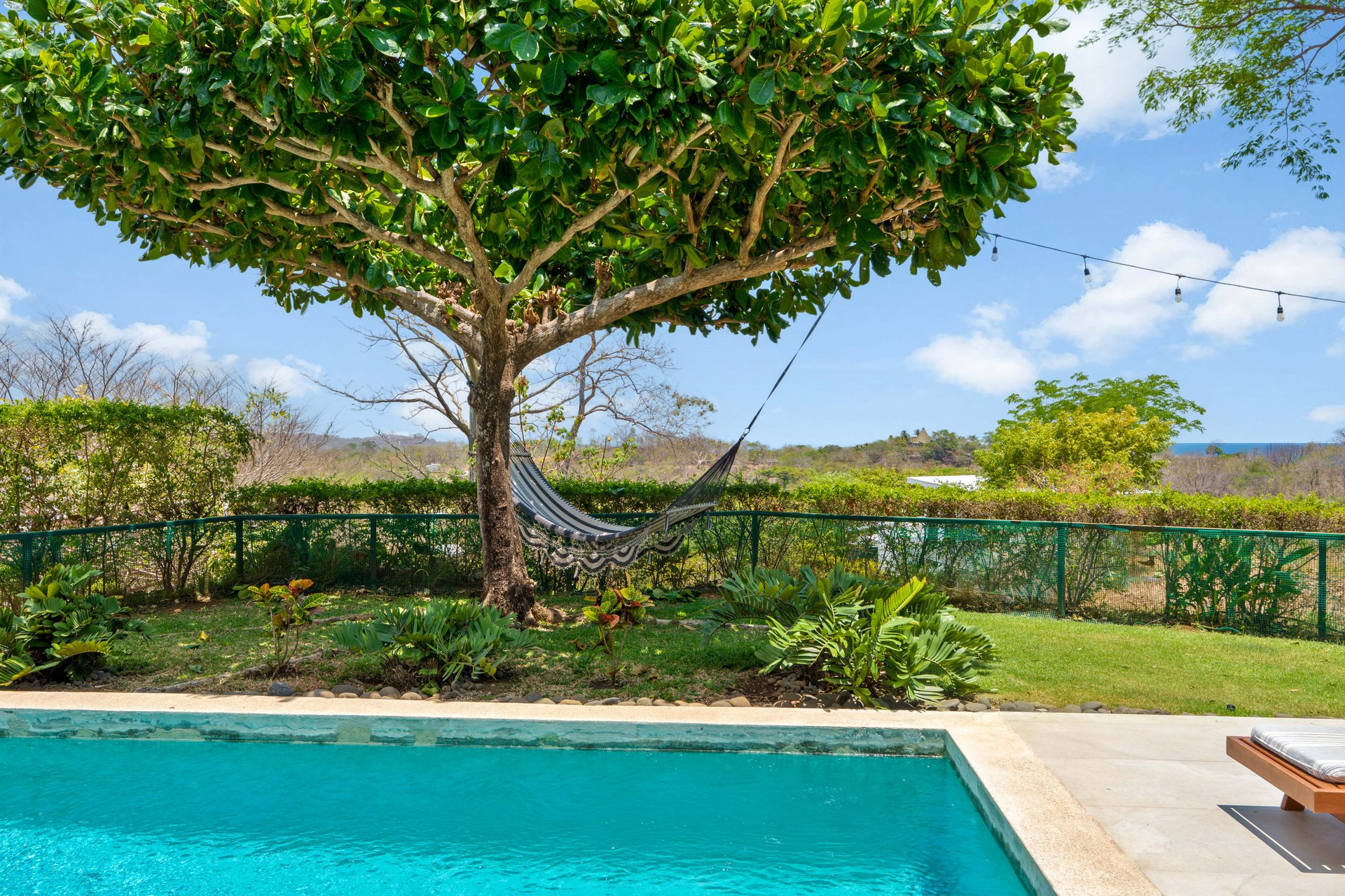 Casa Hijau | Modern Ocean-View Surf Home in Marbella