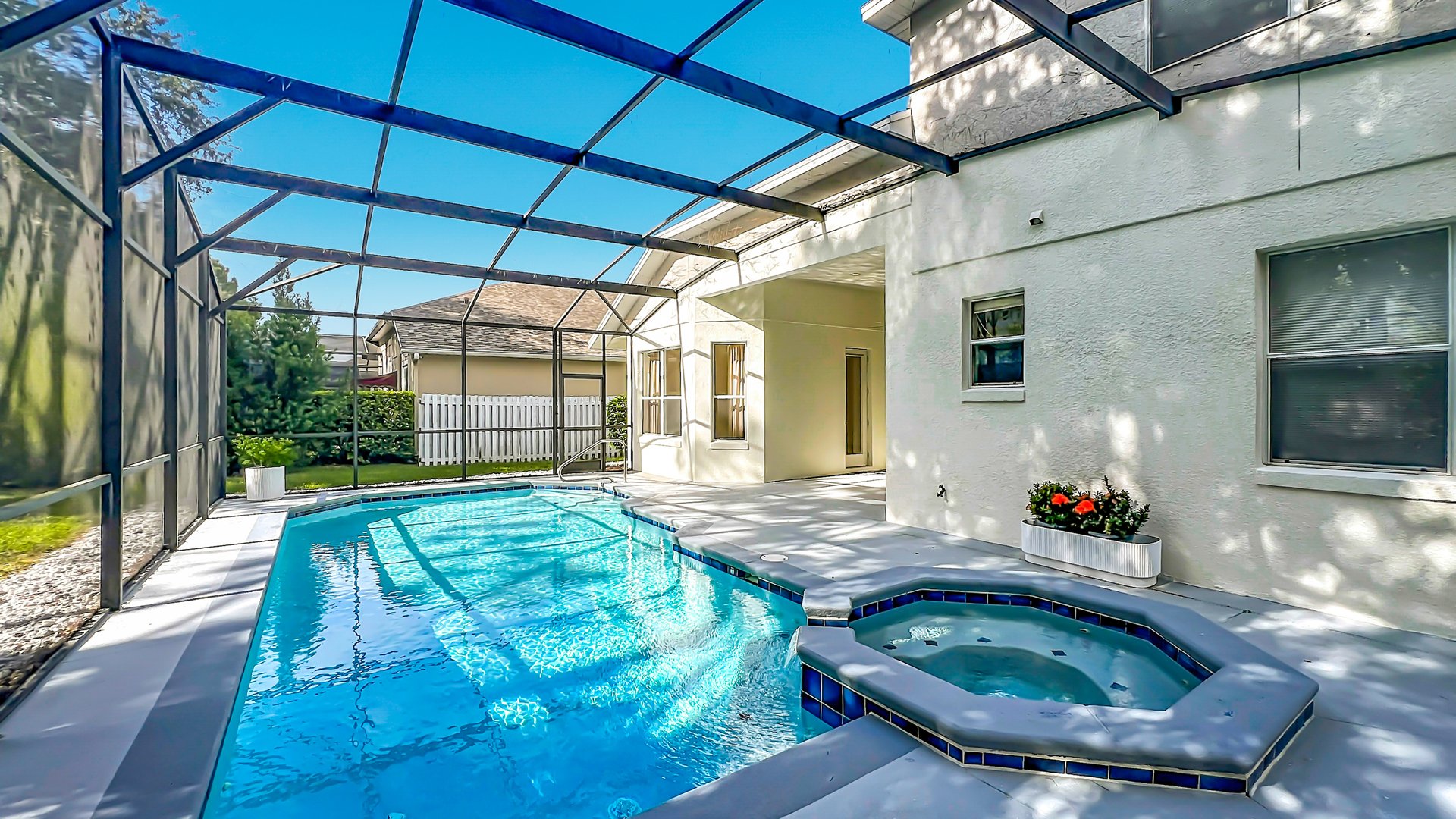 Orlando Vista Lakes 5-Bedroom 4-Bathroom Home and Lifestyle