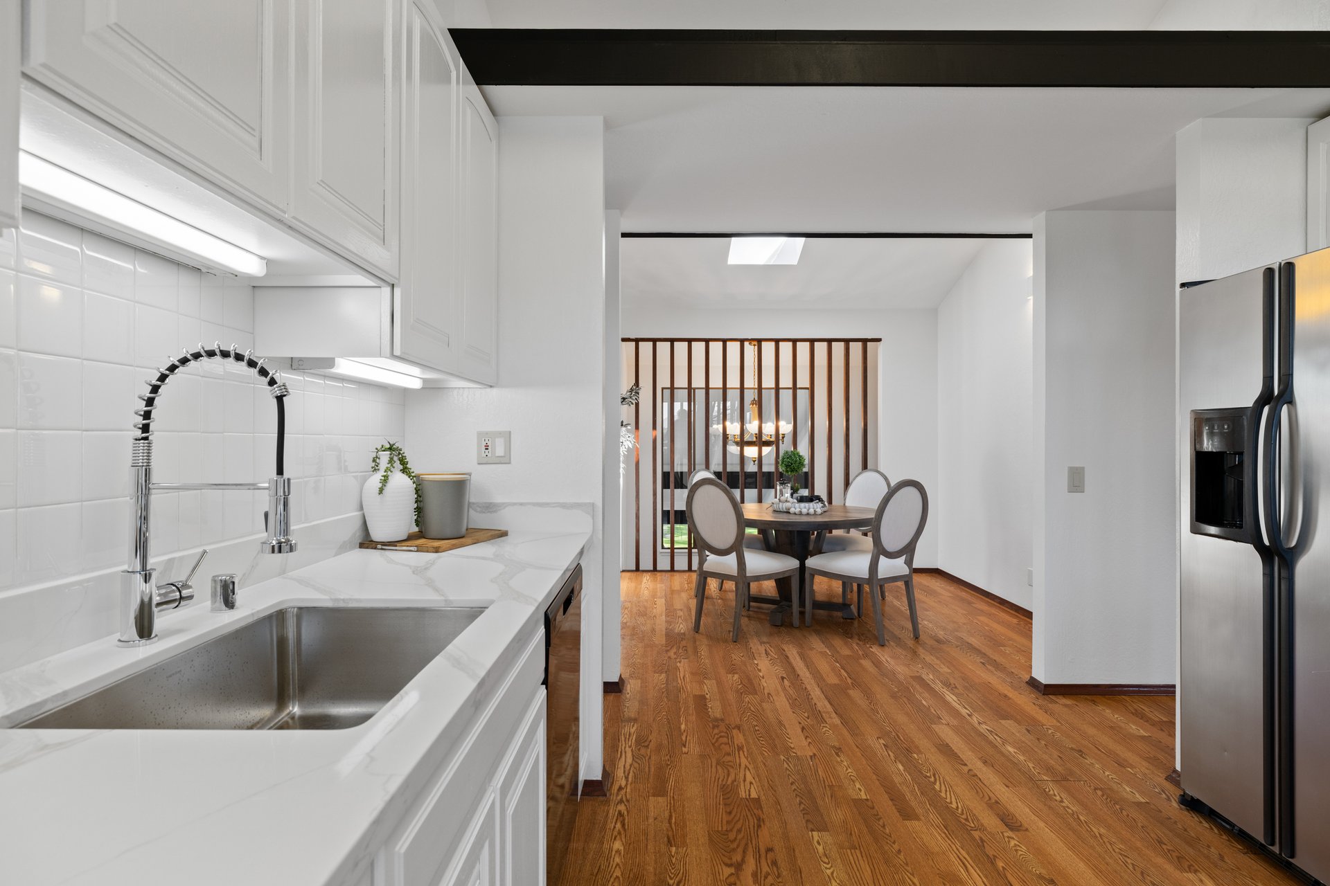 207 Beverly Pl