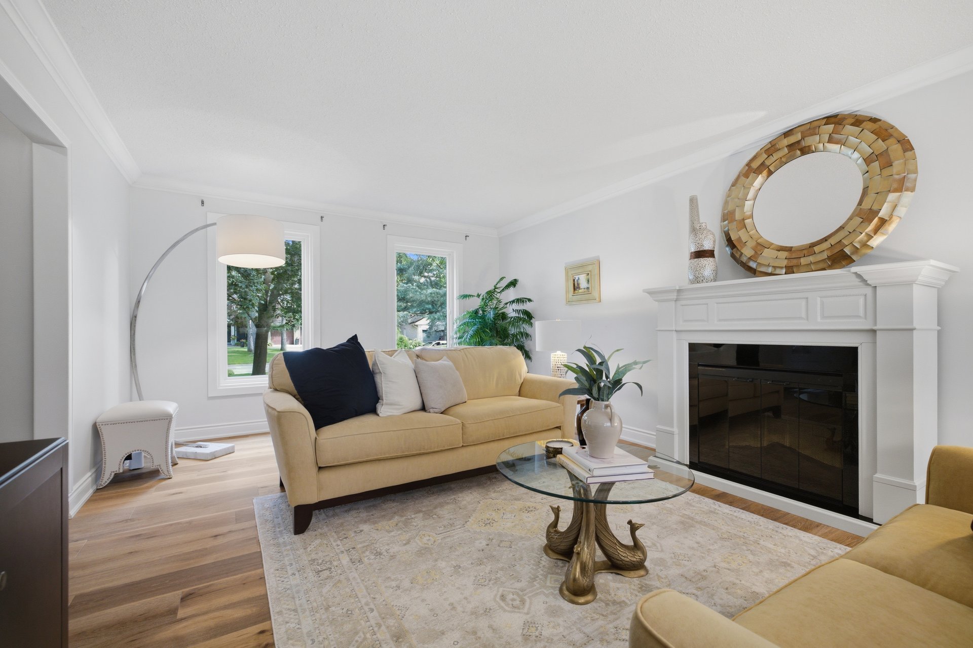 Rare Court Location on Oakville Golf Course