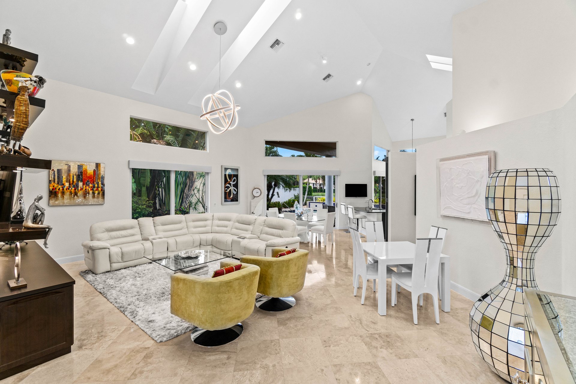16720 Colchester Court
