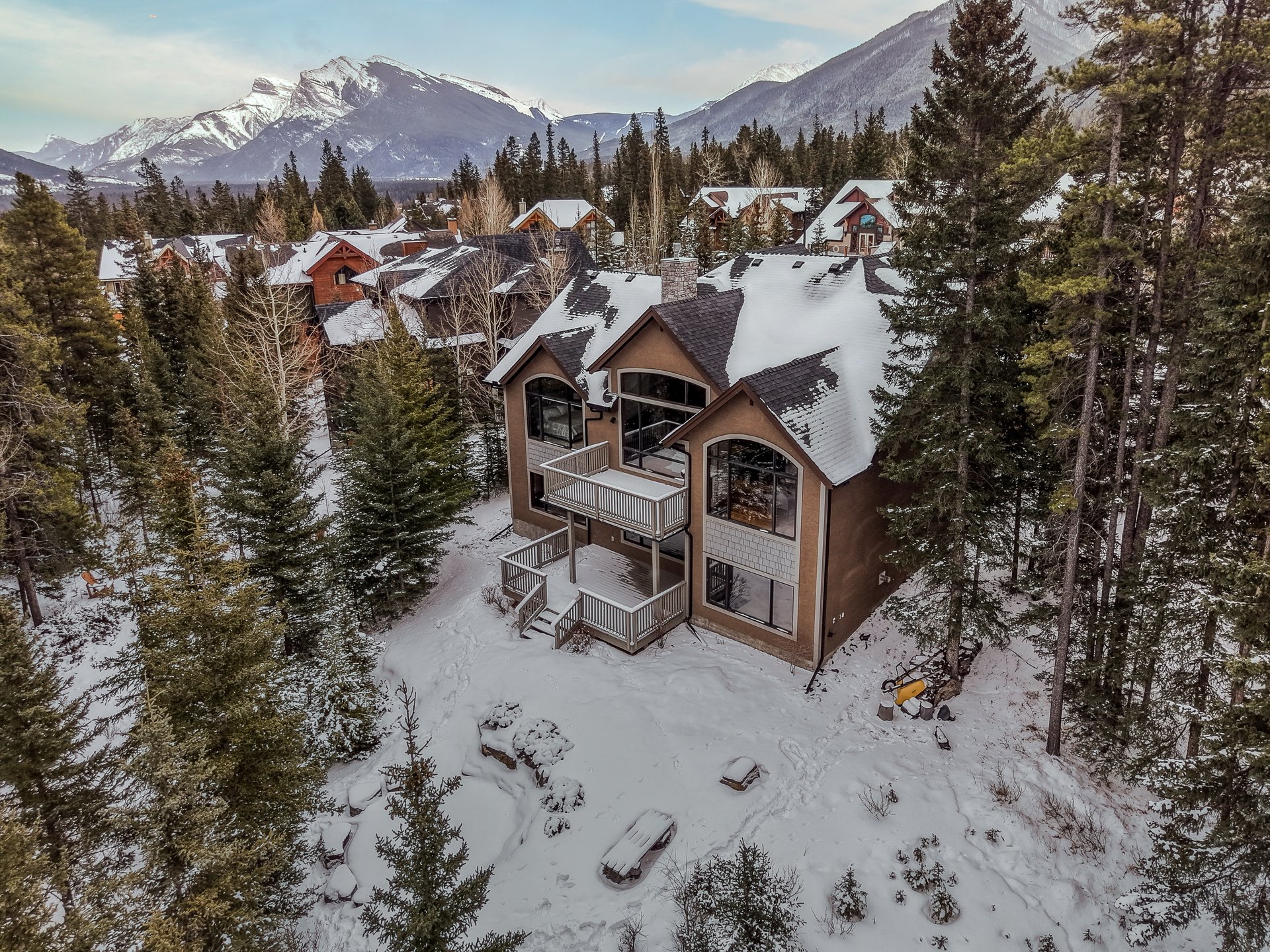 282 Miskow Close