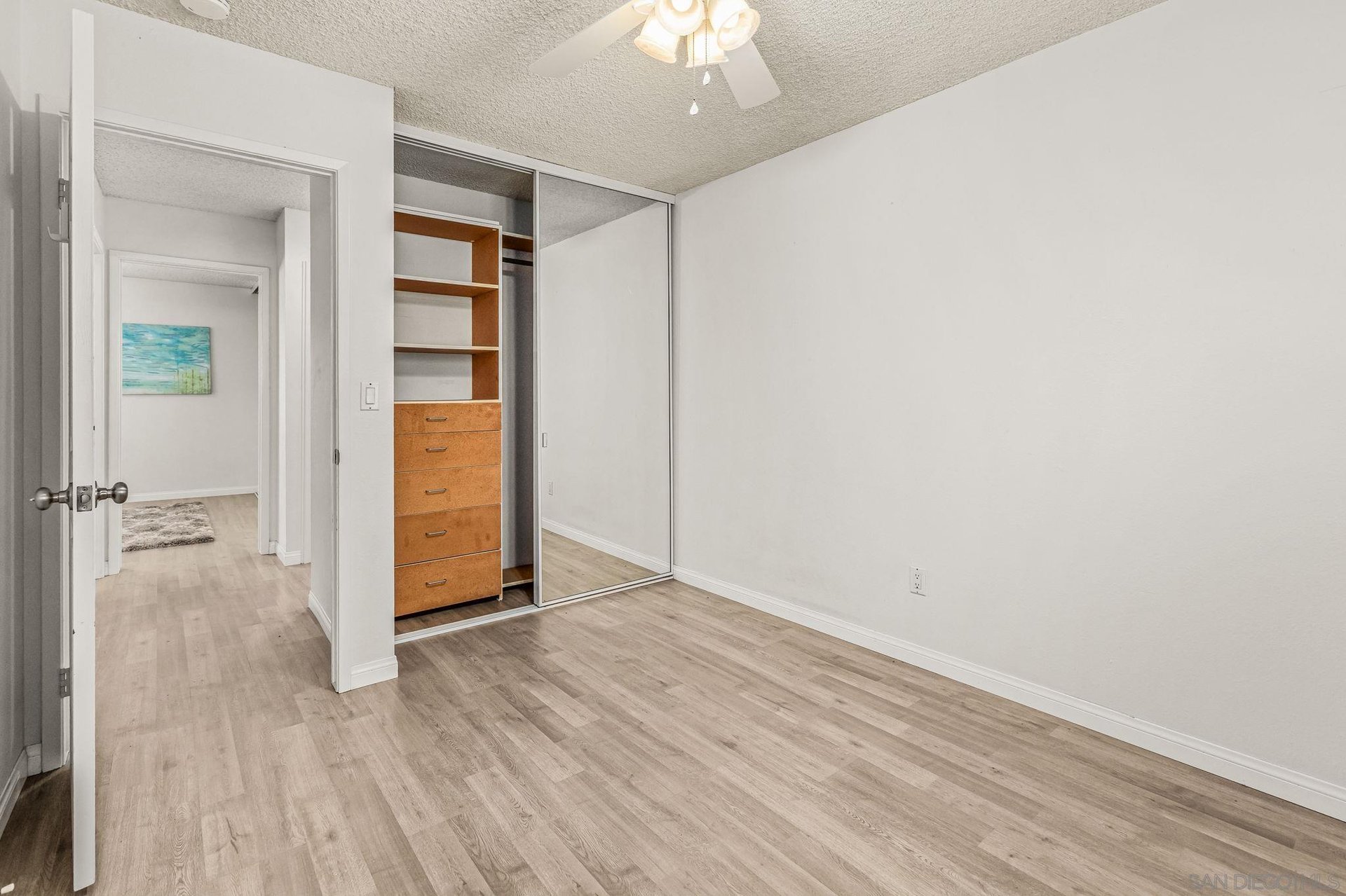 7779 Camino Glorita San Diego, CA 92122