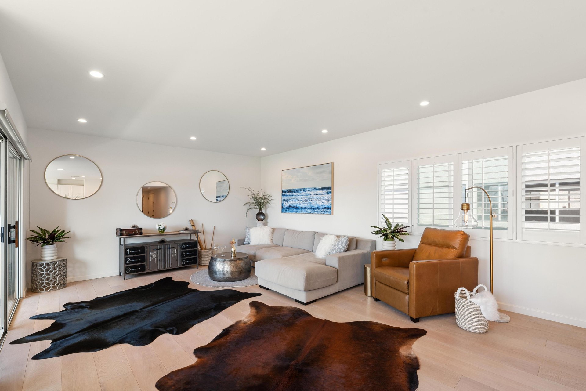 446 San Vicente Blvd Unit: 305