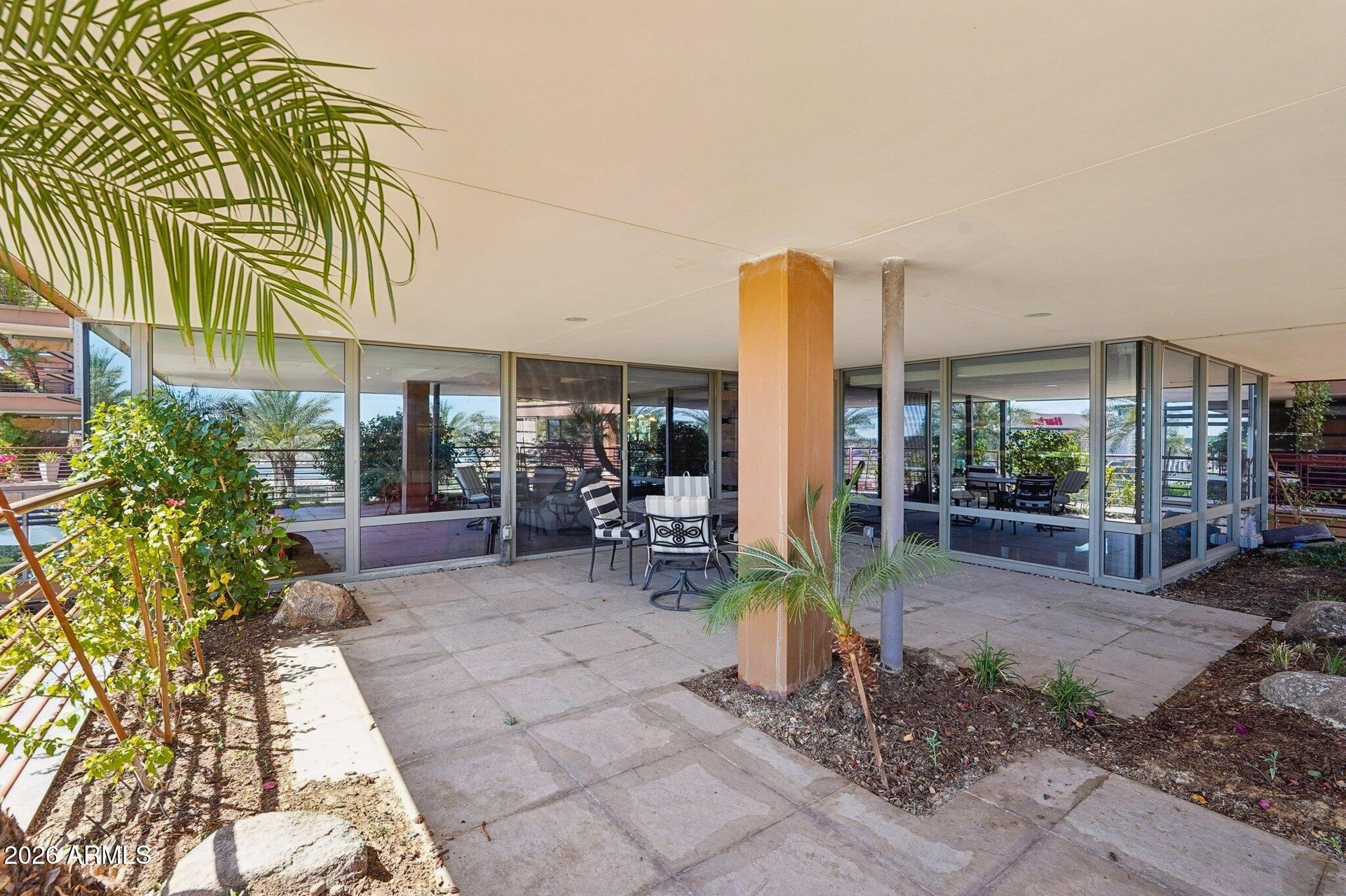 7157 E Rancho Vista Dr, #4006