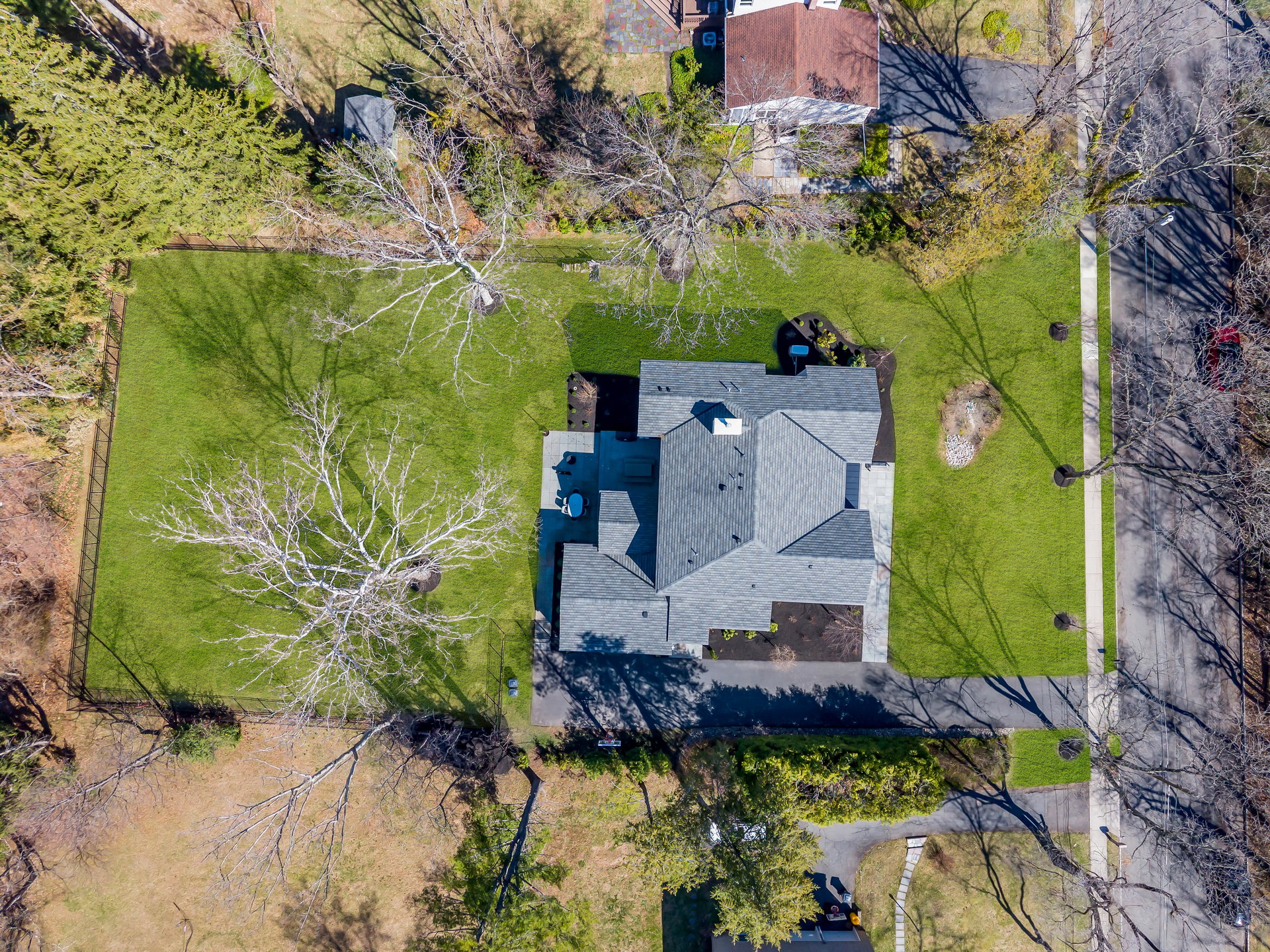27 Tyson Ln