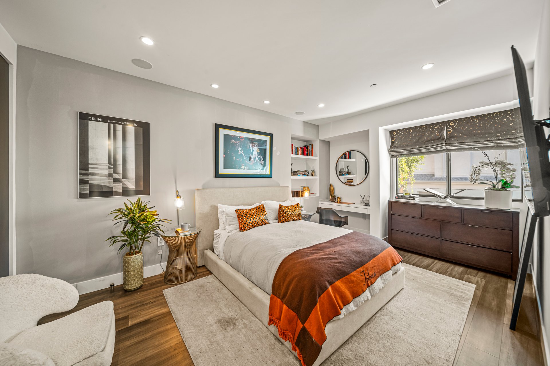 8145 Willow Glen Rd